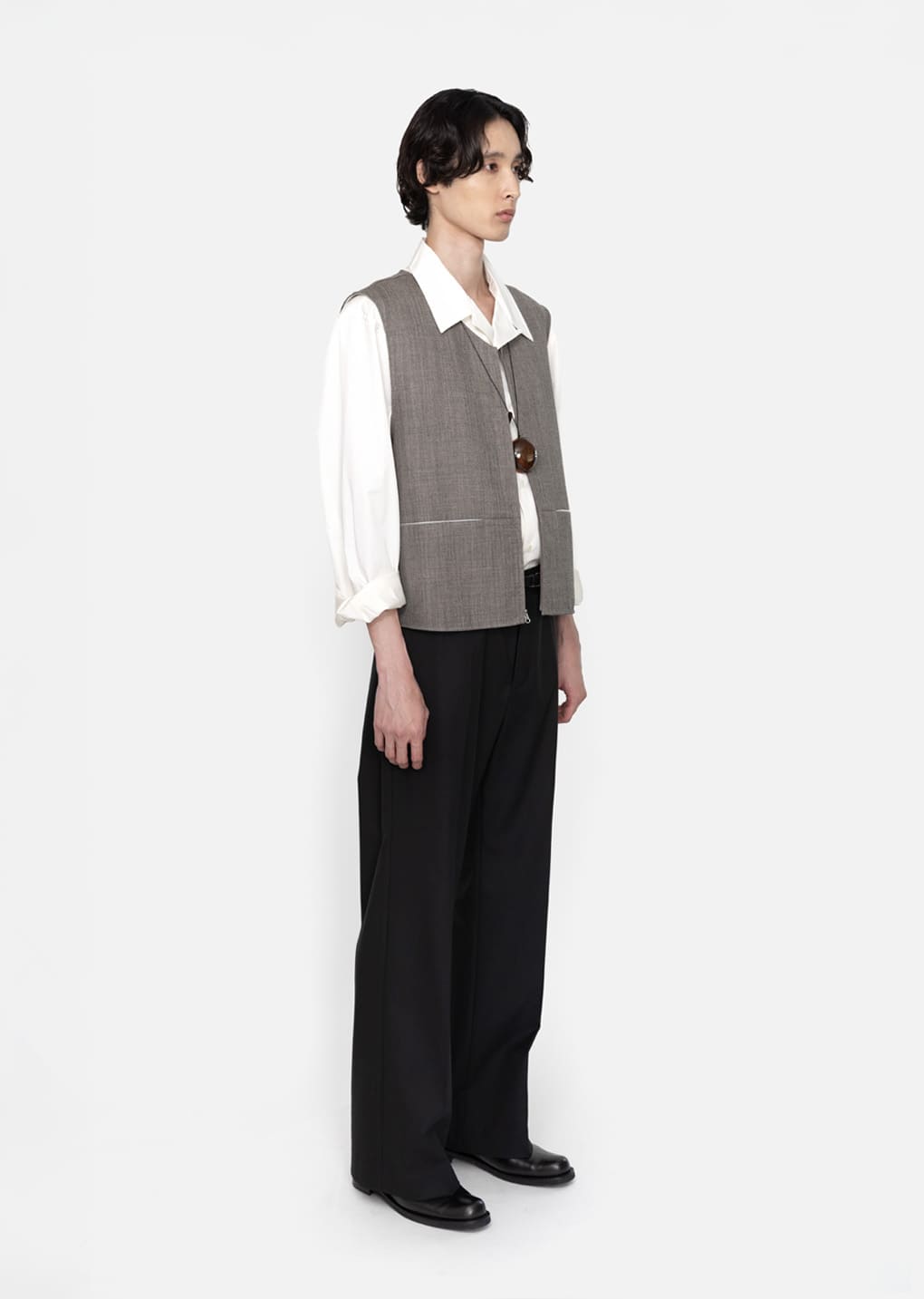 Amomento - Square Vest (Grey Beige) product image 3 | TRAB K-Fashion Australia