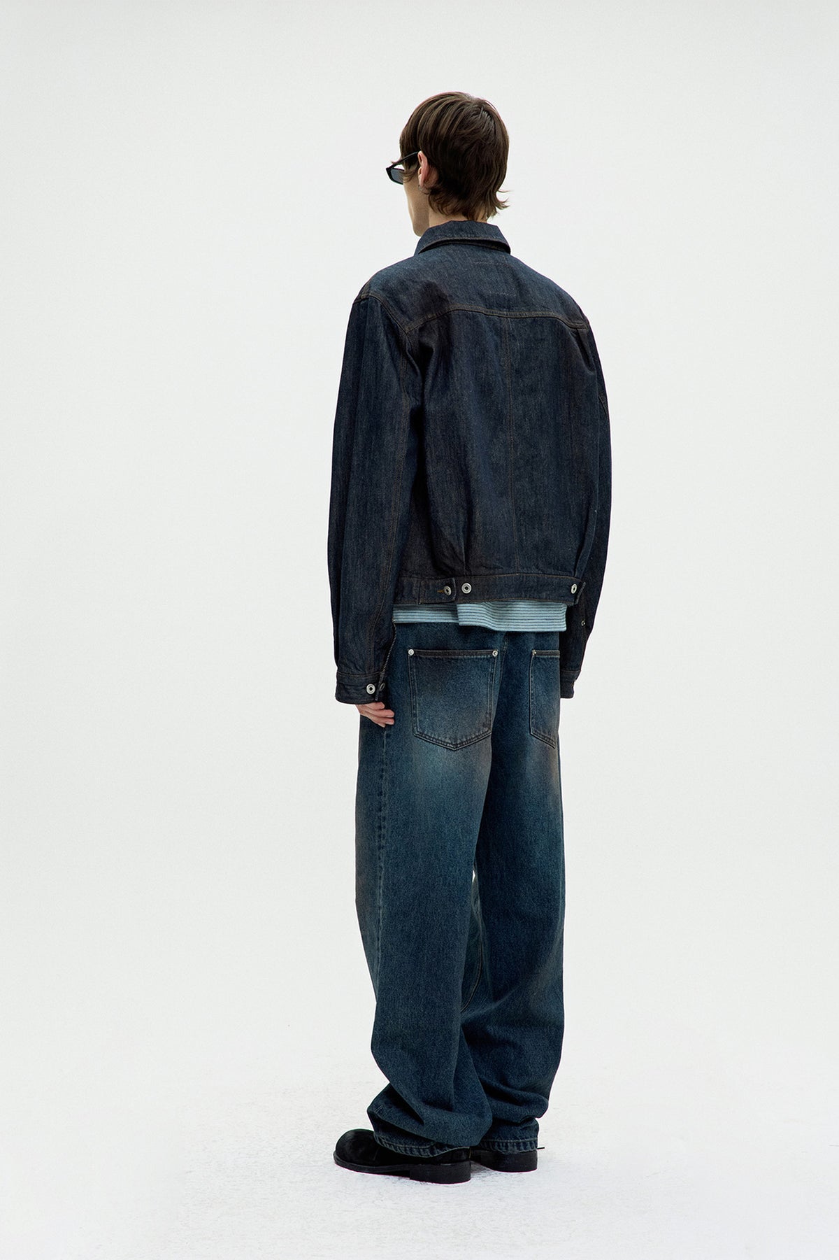 Coor - Straight Cut Dirty Wash Indigo Jeans (Washed Indigo) product image 4 | TRAB K-Fashion Australia