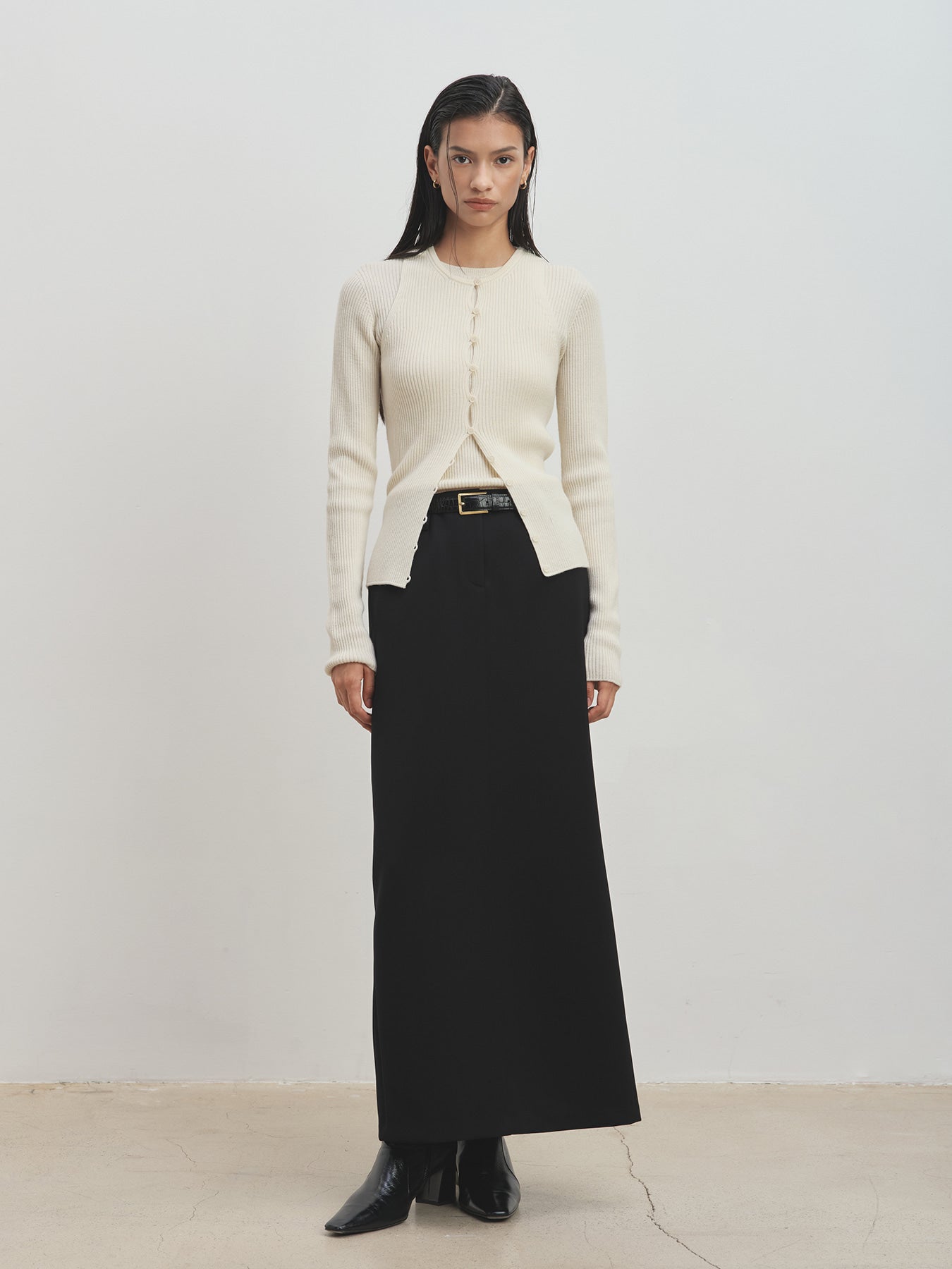 Tonywack - Button Ribbed Sleeveless Cardigan (Ivory) product image 2 | TRAB K-Fashion Australia