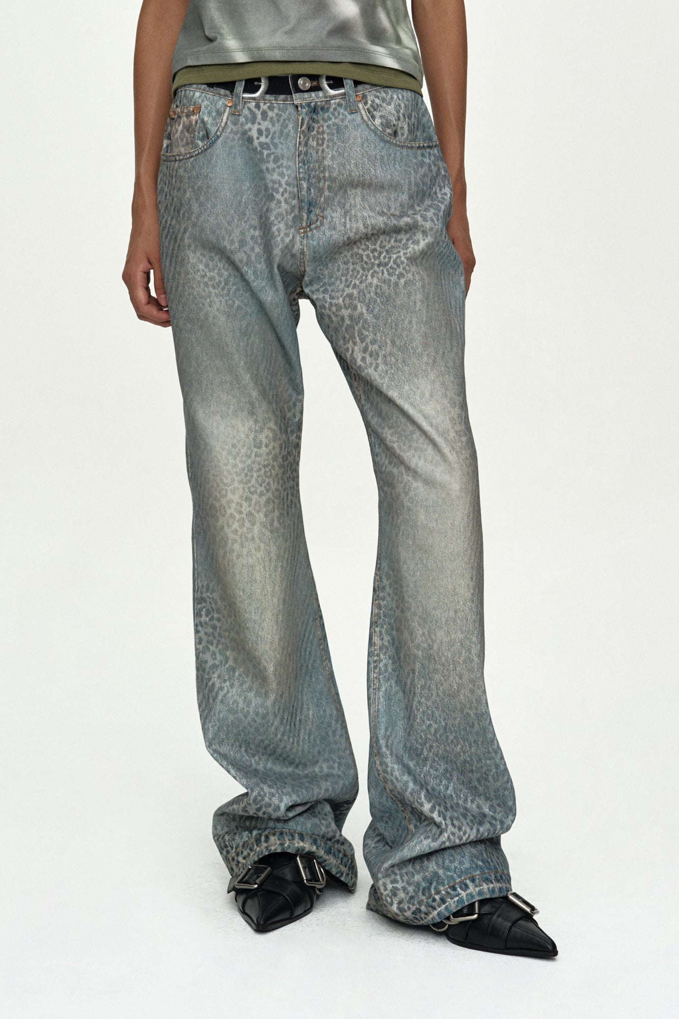 Andersson Bell - Leopard Fade Denim Printed Bootscut Jeans (Blue) product image 4 | TRAB K-Fashion Australia
