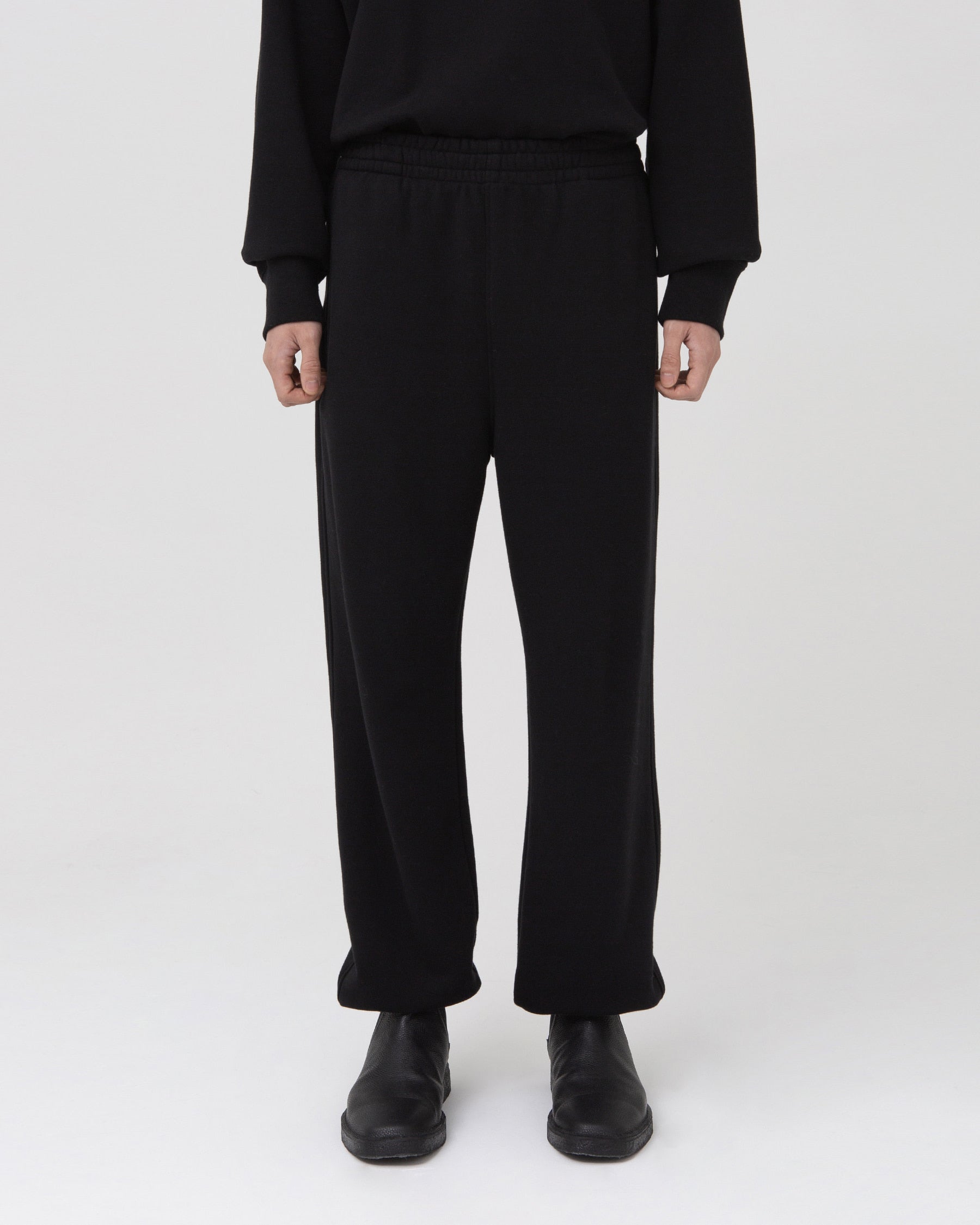 Brownyard - Soft Sweat Pants (Black) product image 1 | TRAB K-Fashion Australia