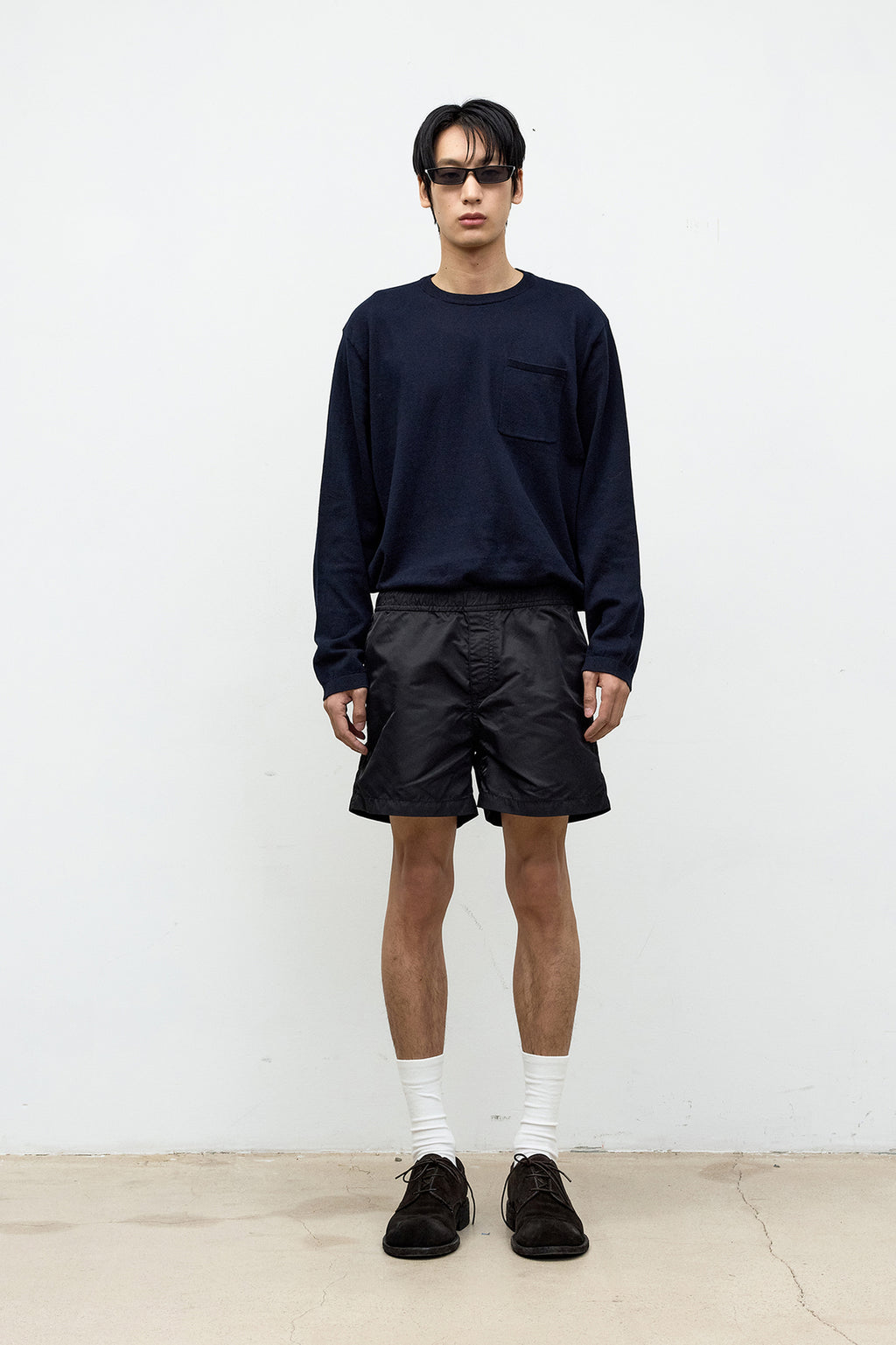 Coor - Light Cashmere-Blend Crewneck Sweater (Deep Navy) product image 2 | TRAB K-Fashion Australia