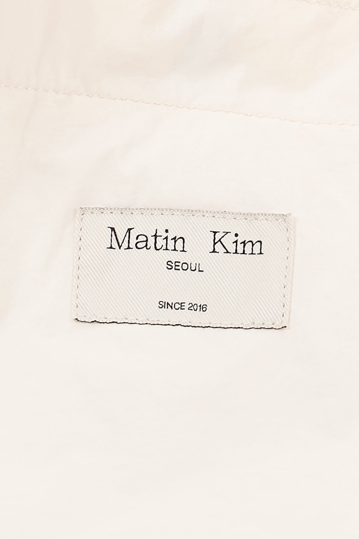 Matin Kim - Matin Crisp Big Ecobag (Ivory) product image 3 | TRAB K-Fashion Australia