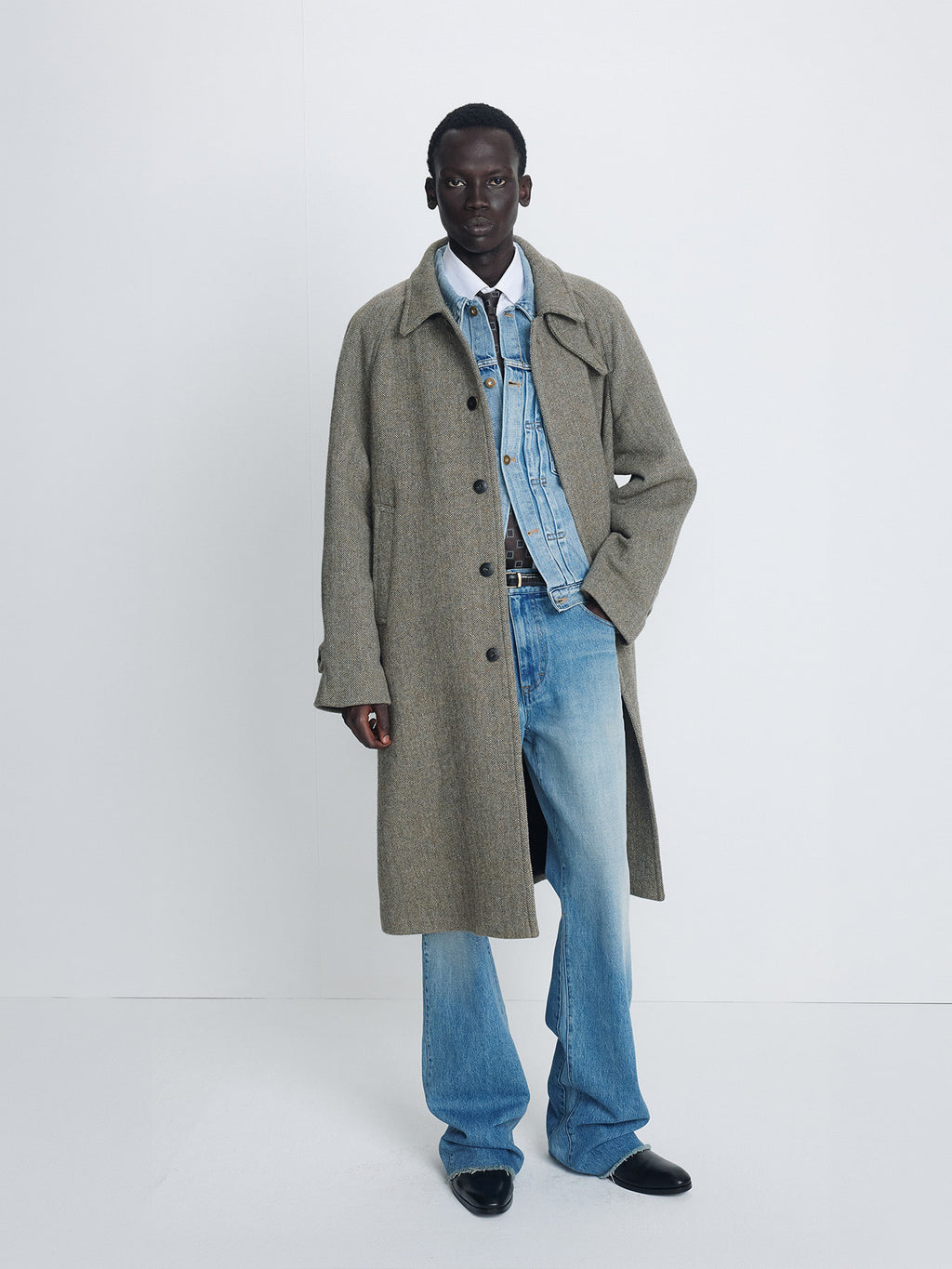 Tonywack - Herringbone Wool Raglan Overcoat (Patina Taupe) product image 2 | TRAB K-Fashion Australia