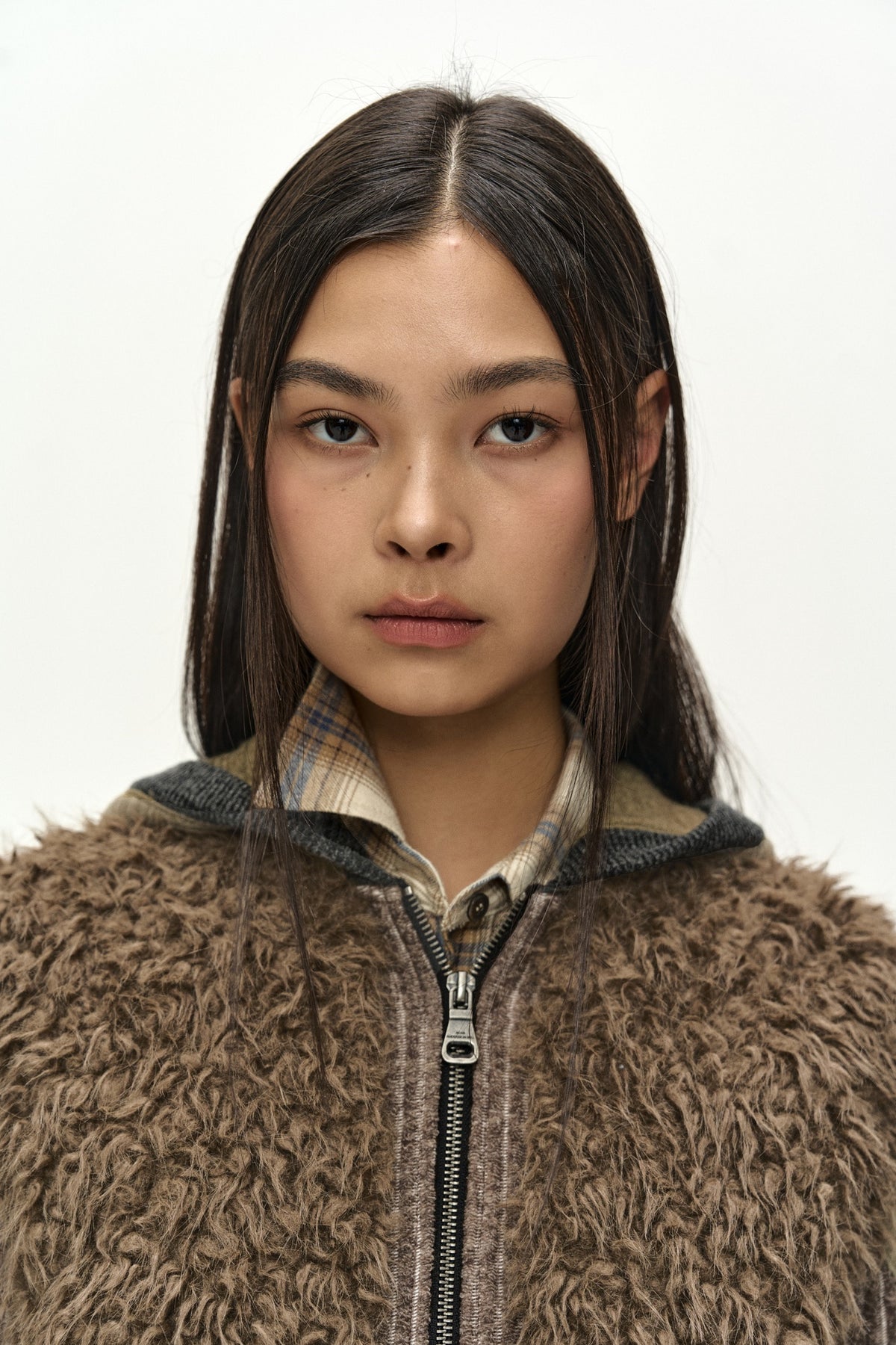 Andersson Bell - Fur Color-Blocked Hooded Zip-Up (Brown/Blue) product image 6 | TRAB K-Fashion Australia