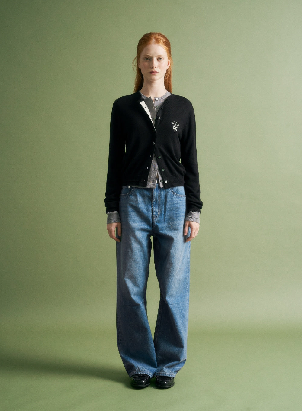 Satur - (W) Loren Basic Crewneck Fine Cardigan (Black) product image 2 | TRAB K-Fashion Australia