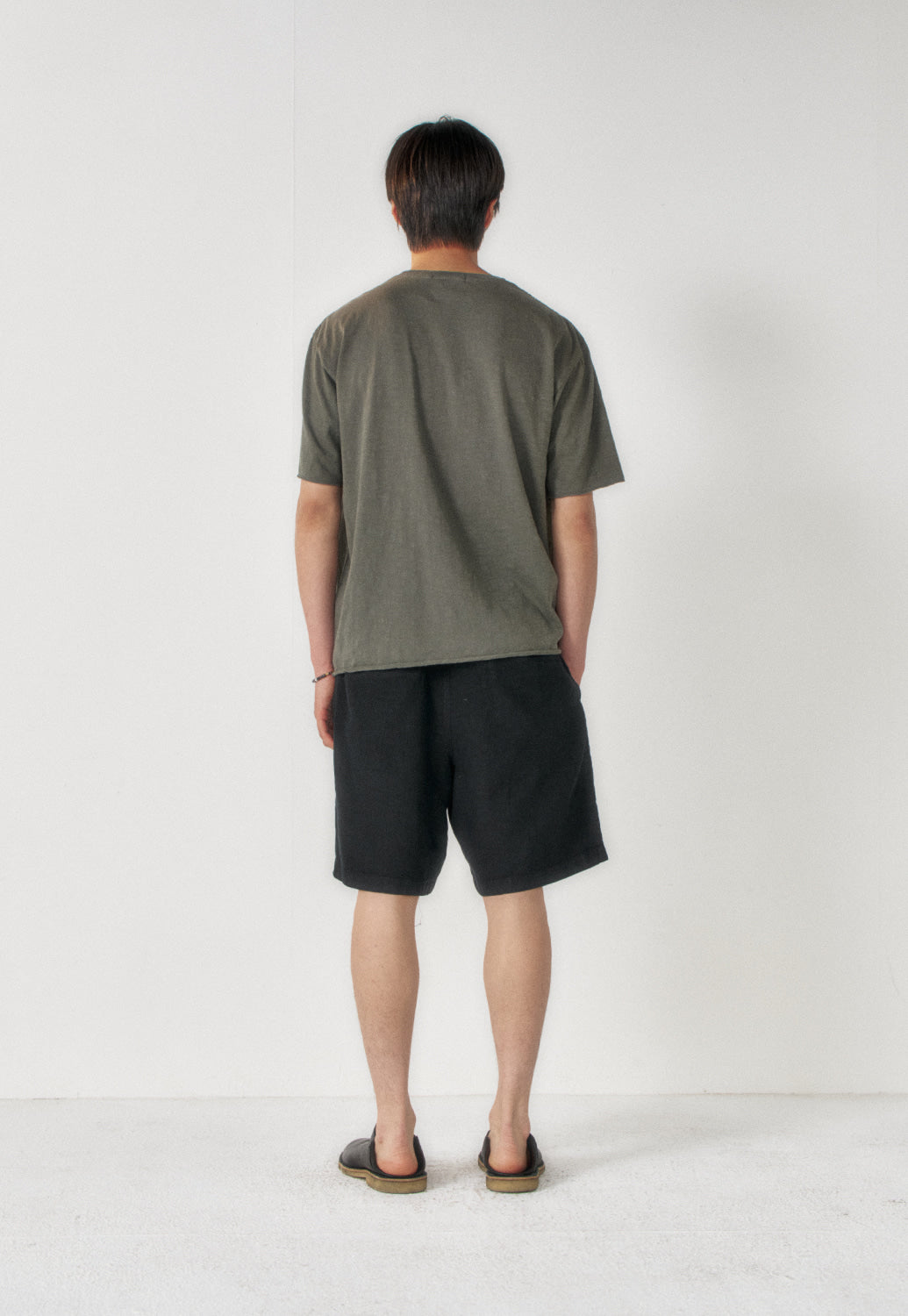 Art if acts - Washed Linen Two Tuck Shorts (Black) product image 4 | TRAB K-Fashion Australia