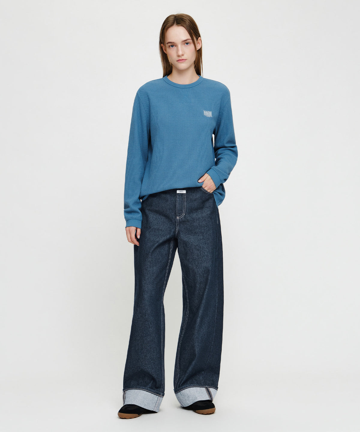 Marithe & Francois Girbaud - [Pre-order – Ships 7 Oct] Semi-wide Turn Up Denim Pants (Indigo) product image 4 | TRAB K-Fashion Australia