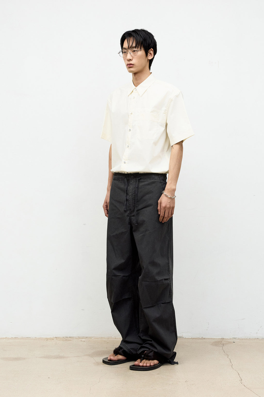 Coor - One Pocket Papery Cotton Half Shirt (Ivory) product image 3 | TRAB K-Fashion Australia