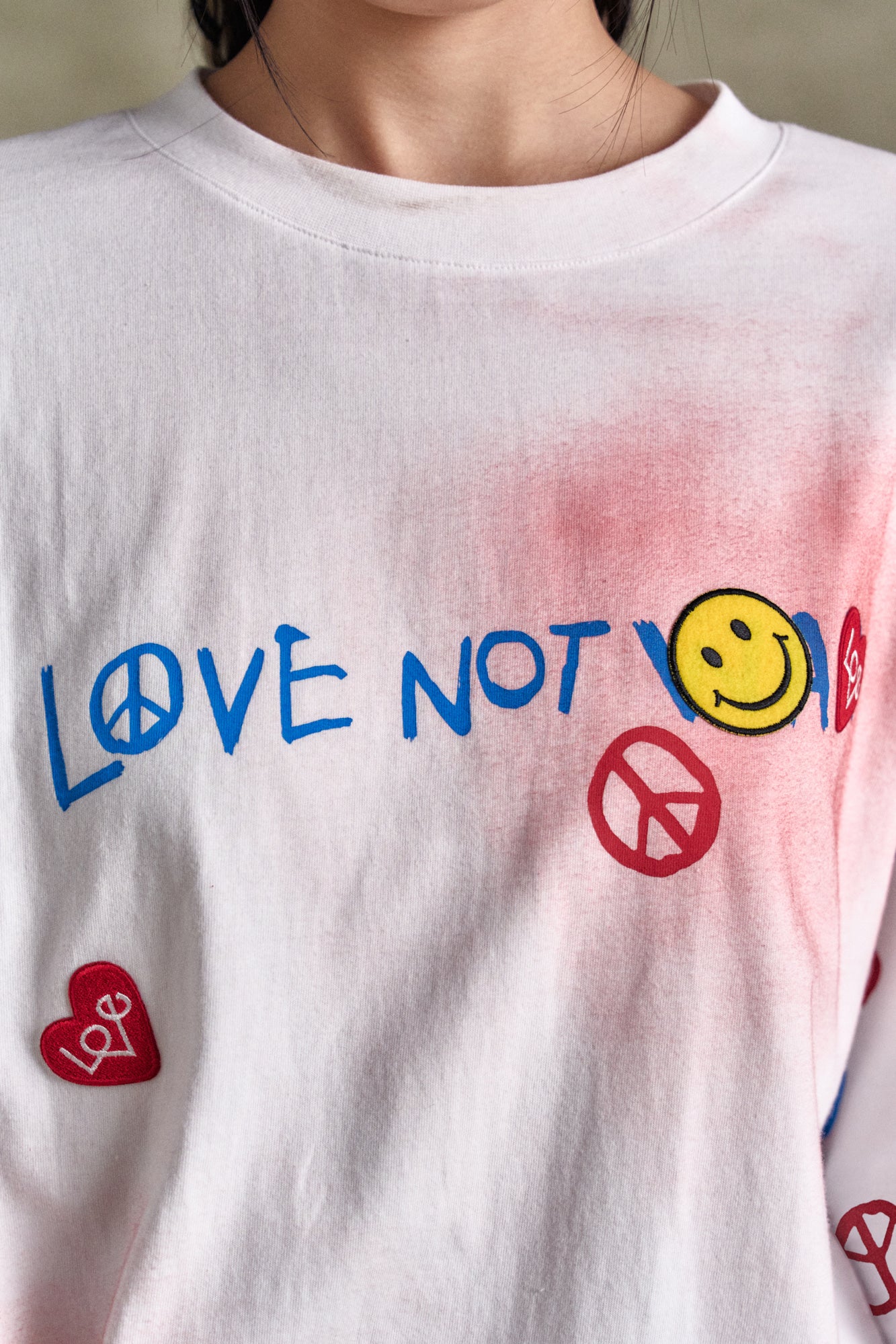Andersson Bell - Unisex Love L/s T-Shirts (White) product image 4 | TRAB K-Fashion Australia