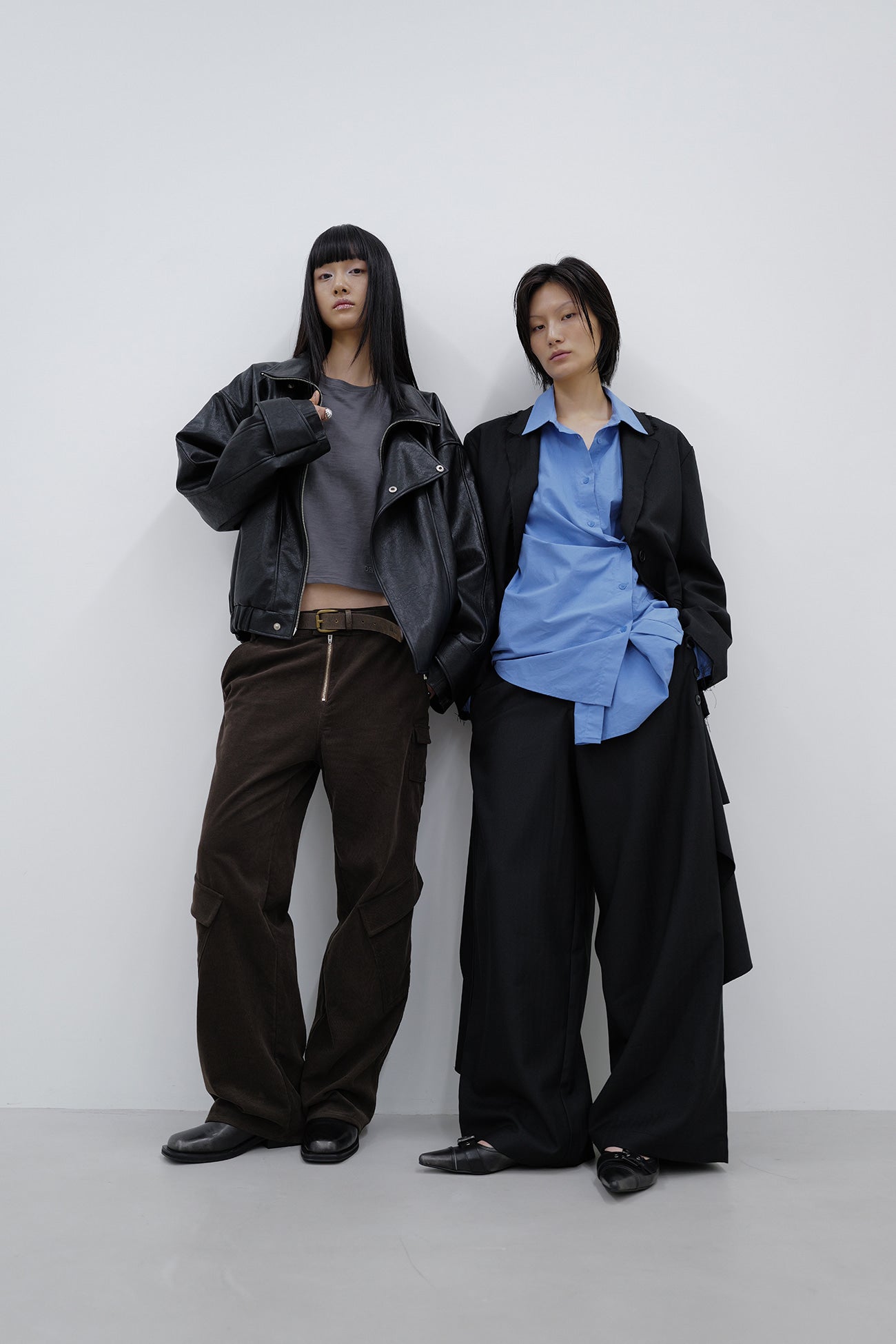 Deinet - Deinet Rough Cut Detail Blazer (Black) product image 1 | TRAB K-Fashion Australia