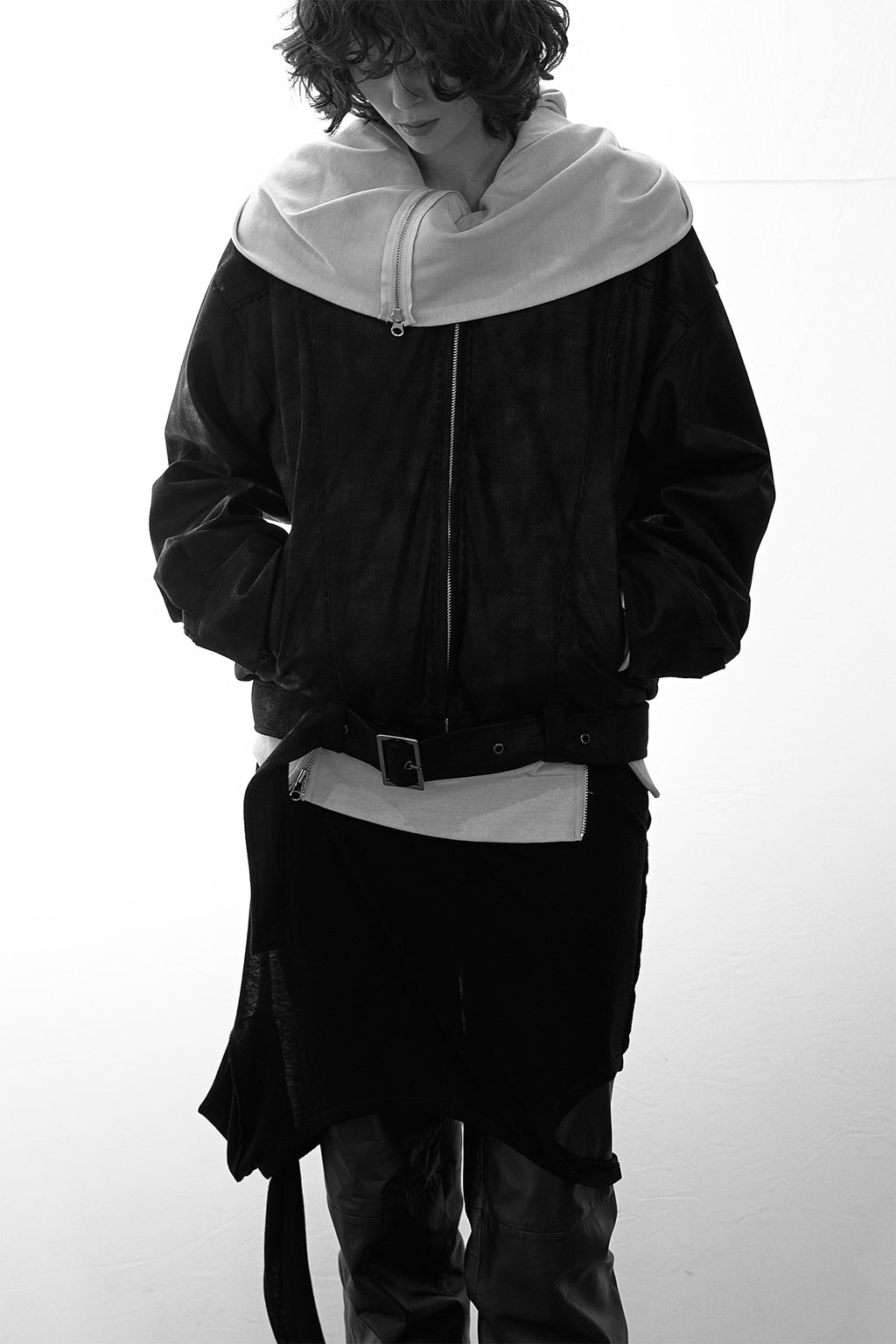 Deinet - Stitch Bomber Jumper (Black) product image 8 | TRAB K-Fashion Australia
