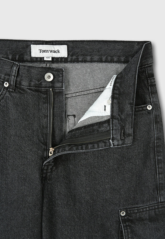 Tonywack - Relaxed Cut Denim Cargo Jeans (Faded Black) product image 10 | TRAB K-Fashion Australia