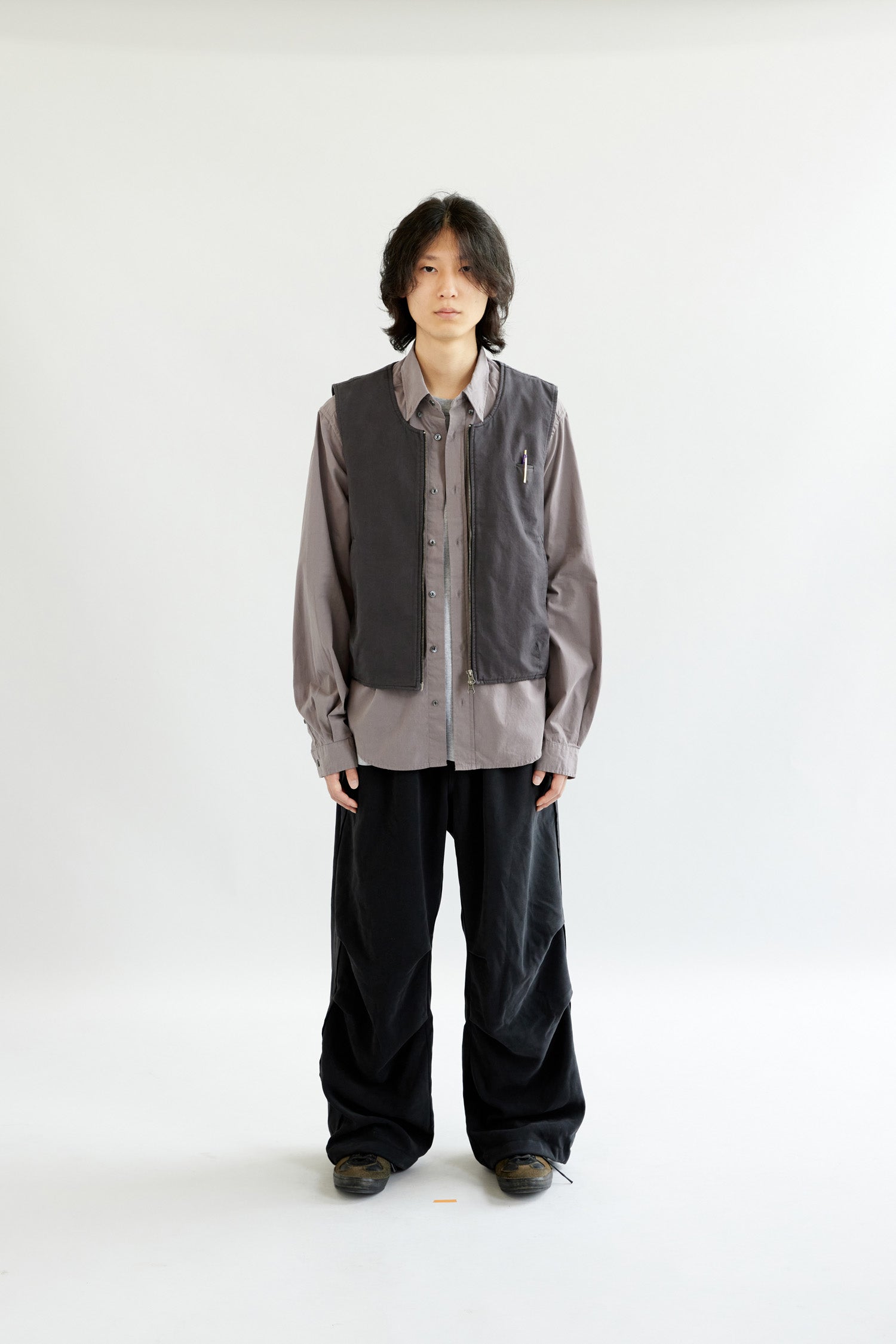 Hatchingroom - Layering Vest (Charcoal) product image 3 | TRAB K-Fashion Australia