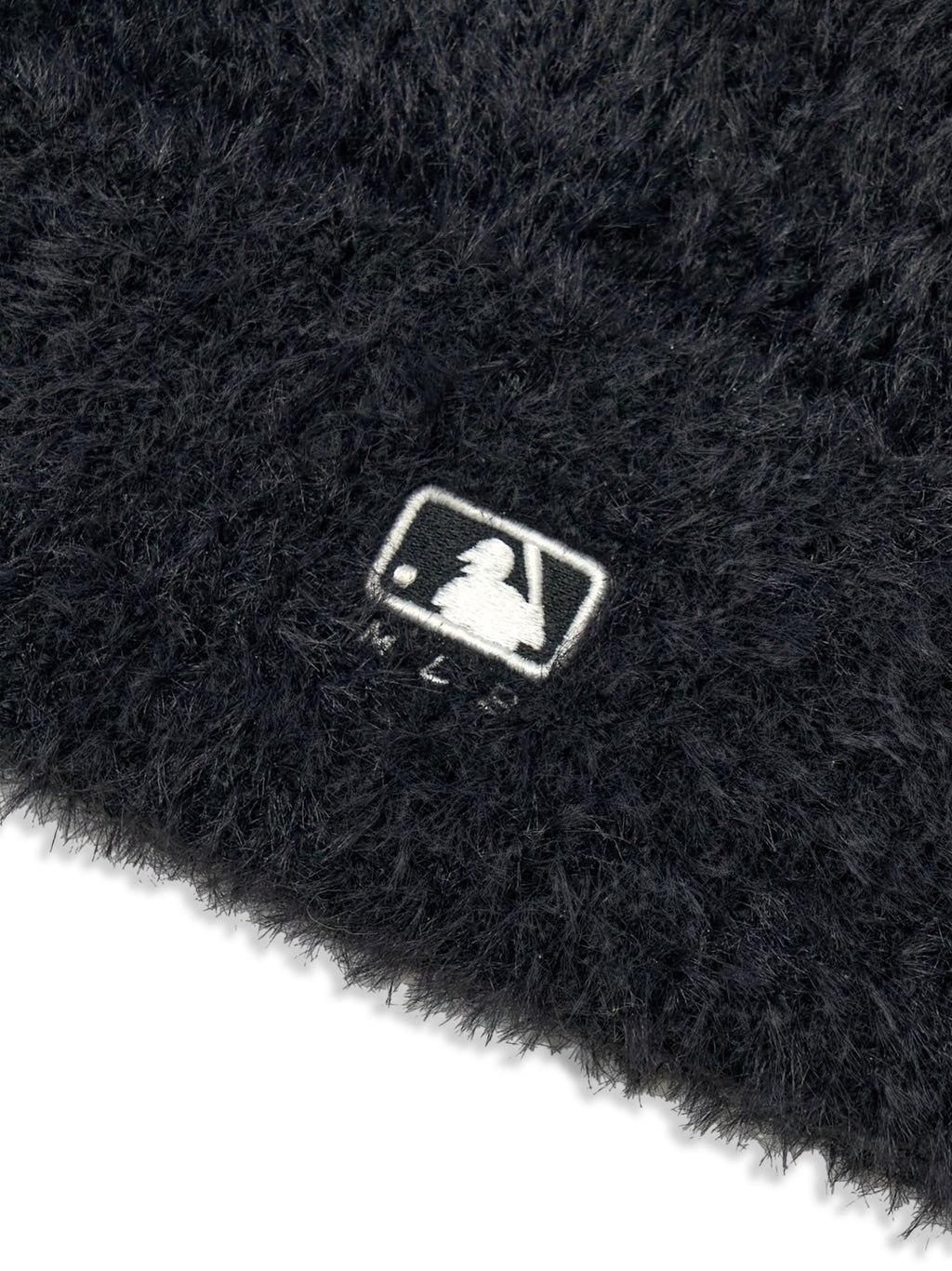 MLB Korea - MLB Ribbon Meow Beanie New York Yankees (Black) product image 5 | TRAB K-Fashion Australia
