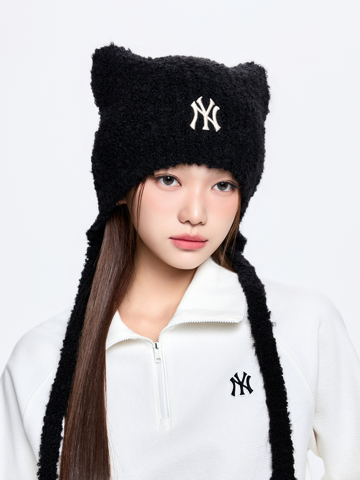 MLB Korea - MLB Meow Earflap Beanie New York Yankees (Black) product image 4 | TRAB K-Fashion Australia
