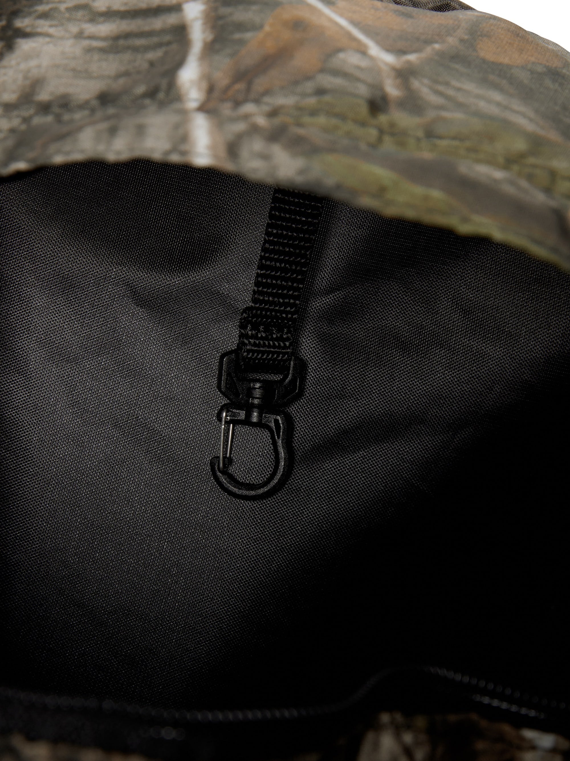 thisisneverthat - Active Light Backpack (Camo) product image 6 | TRAB K-Fashion Australia