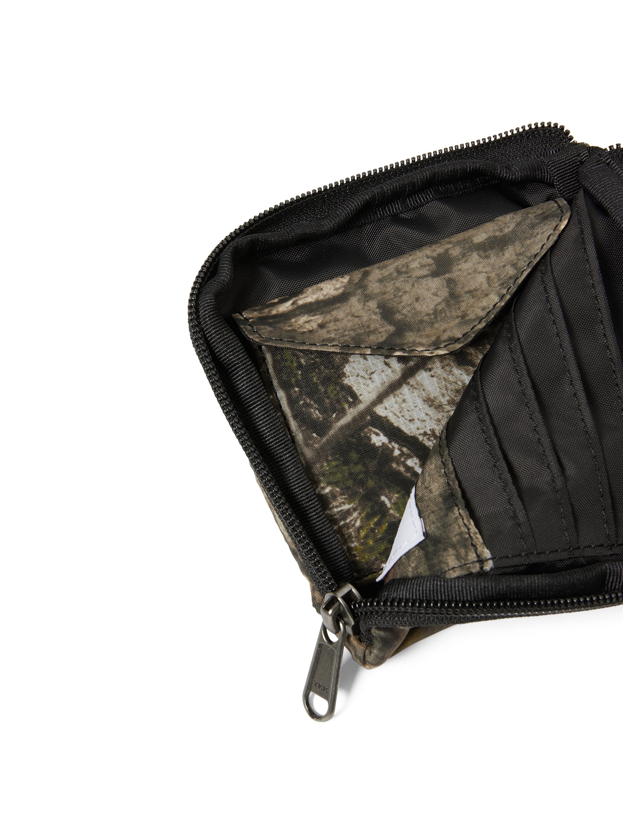 thisisneverthat - Active Light Wallet (Camo) product image 3 | TRAB K-Fashion Australia
