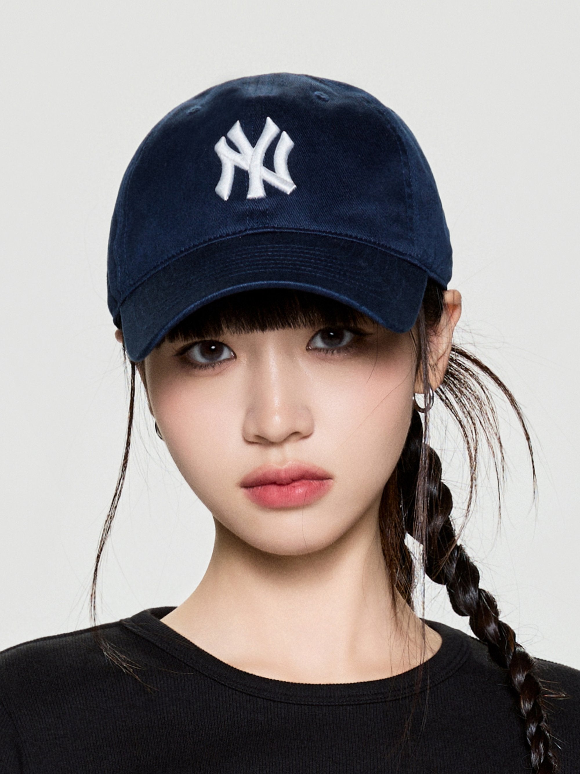 MLB Korea - MLB Ace Unstructured Ball Cap New York Yankees (Navy) product image 4 | TRAB K-Fashion Australia