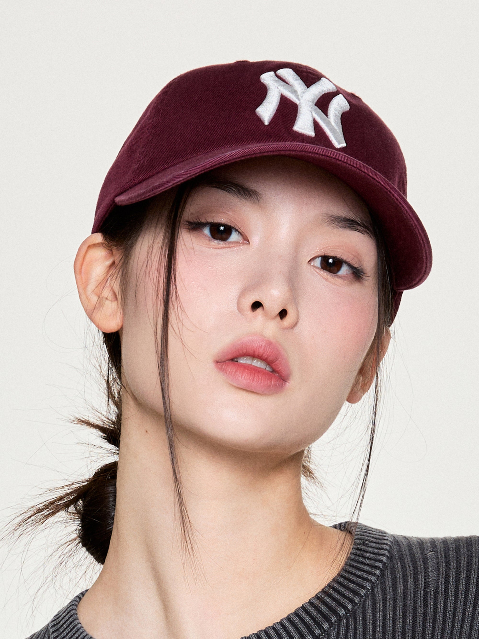 MLB Korea - MLB Signature Unstructured Ball Cap New York Yankees (Wine) product image 4 | TRAB K-Fashion Australia