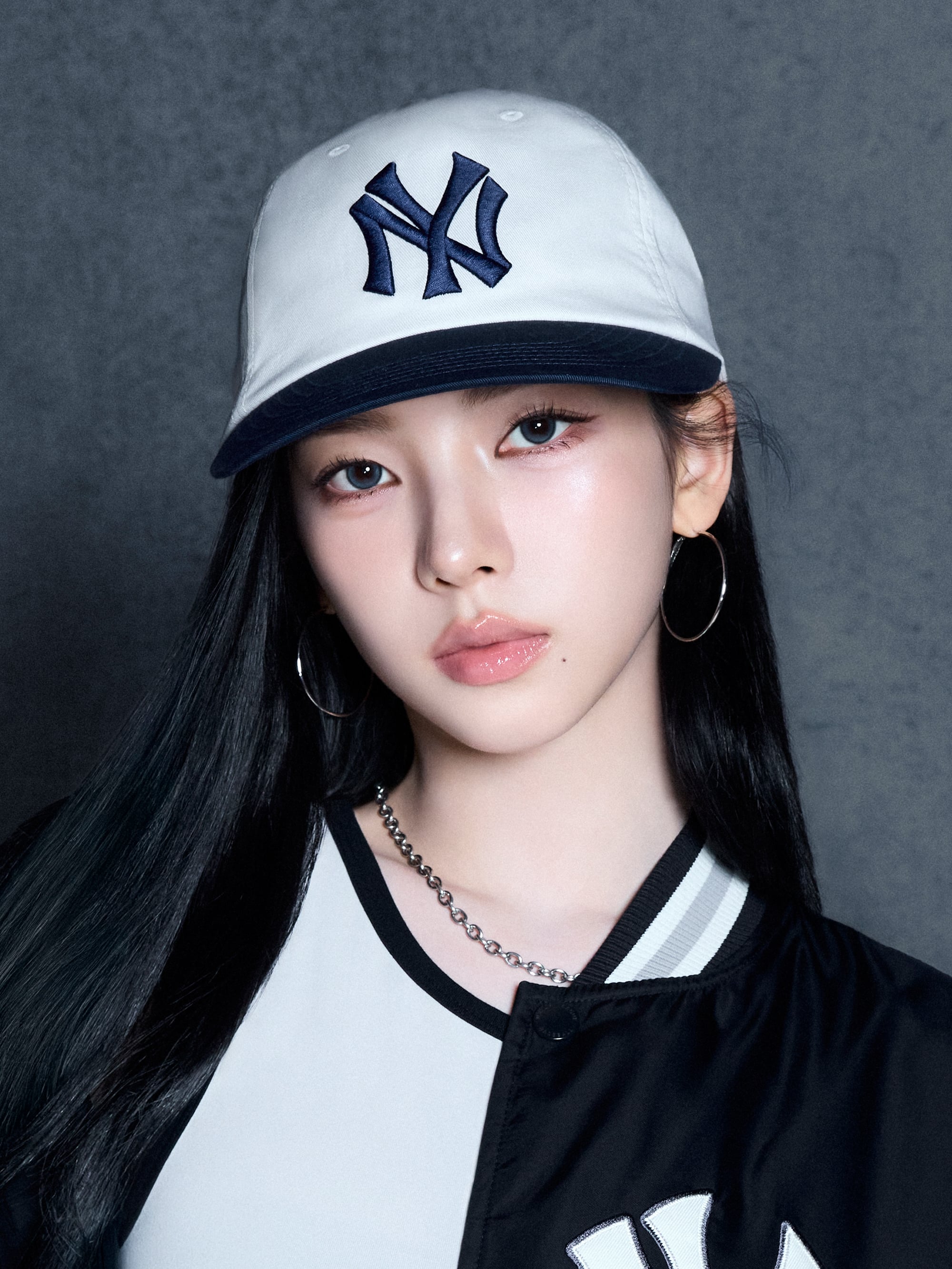 MLB Korea - MLB Q fit color scheme unstructured ball cap New York Yankees (Navy) product image 1 | TRAB K-Fashion Australia