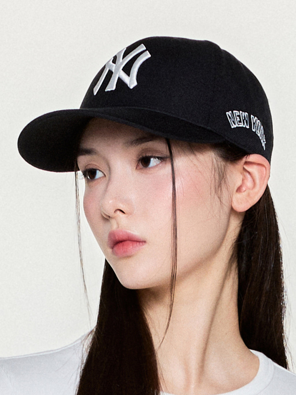 MLB Korea - MLB Signature Structure Ball Cap New York Yankees (Black) product image 4 | TRAB K-Fashion Australia