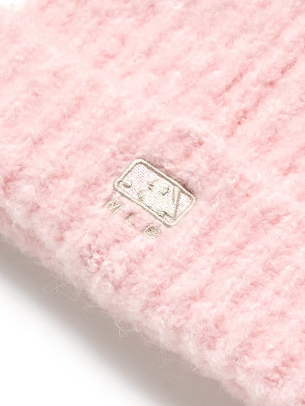 MLB Korea - Plush Meow Beanie Boston Red Sox (Pink) product image 9 | TRAB K-Fashion Australia
