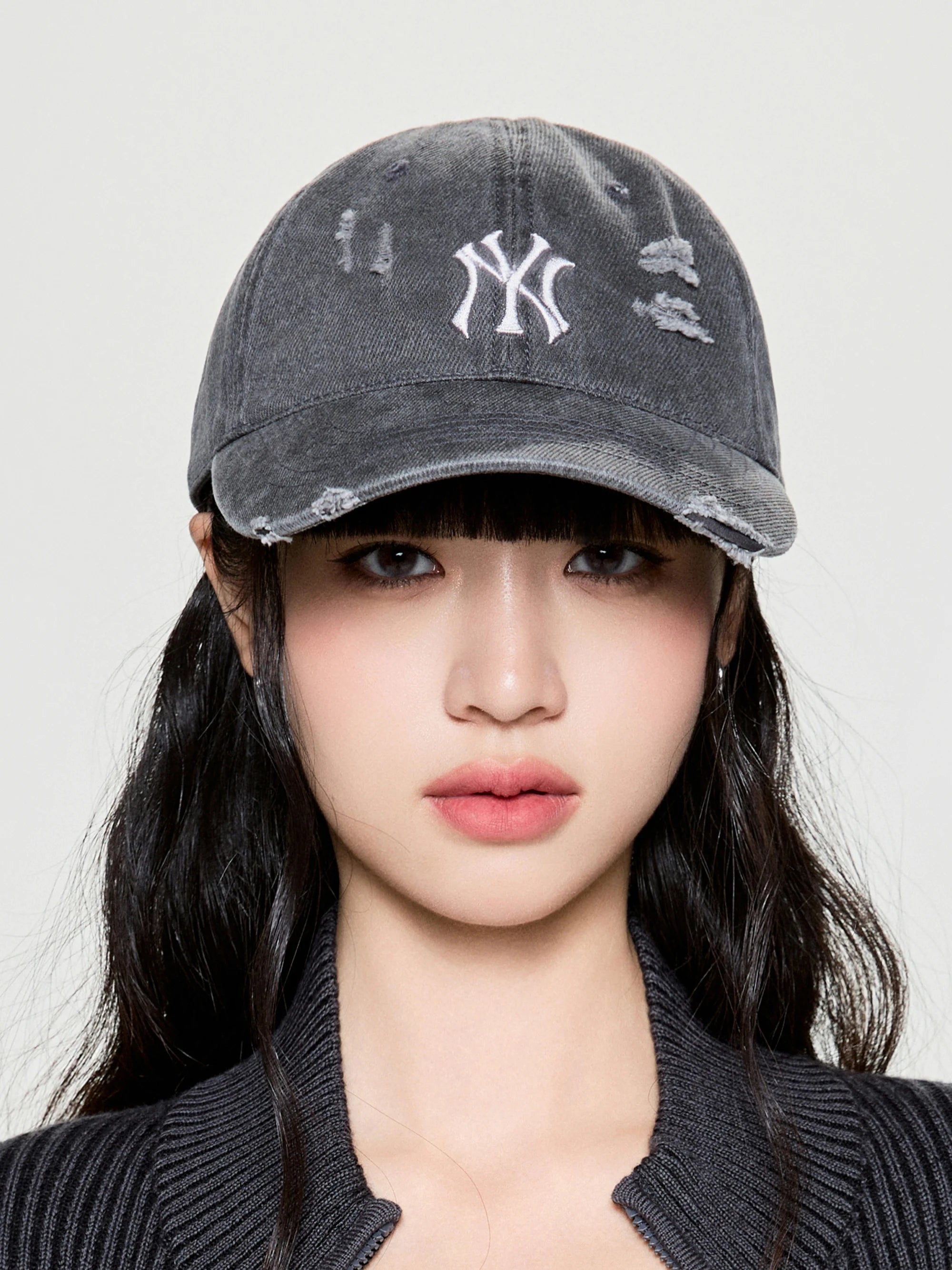 MLB Korea - MLB Damage Washing Unstructured Ball Cap New York Yankees (Dark Gray) product image 4 | TRAB K-Fashion Australia