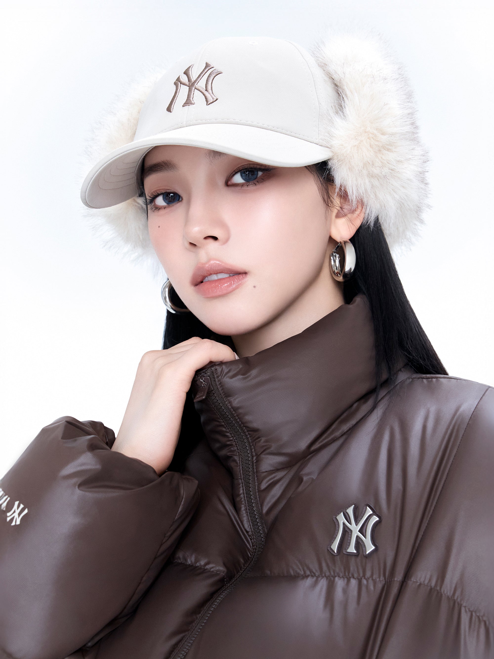 MLB Korea - MLB Vintage Fur Ear Flap Cap New York Yankees (Light Beige) product image 1 | TRAB K-Fashion Australia
