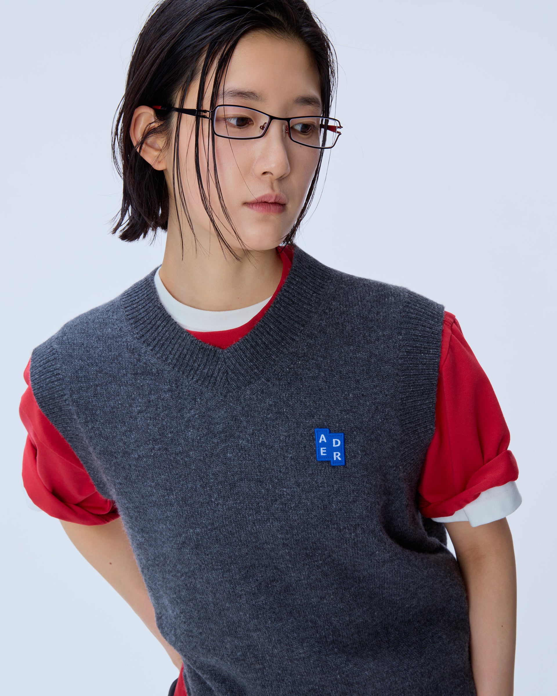Ader Error - Sig; BL Tag knit vest 01 (Charcoal) product image 4 | TRAB K-Fashion Australia