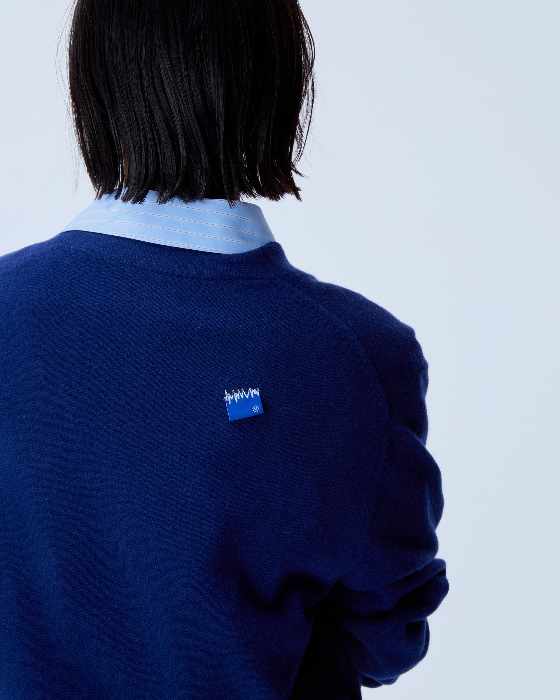Ader Error - Sig; BL Tag cardigan 01 (Navy) product image 5 | TRAB K-Fashion Australia