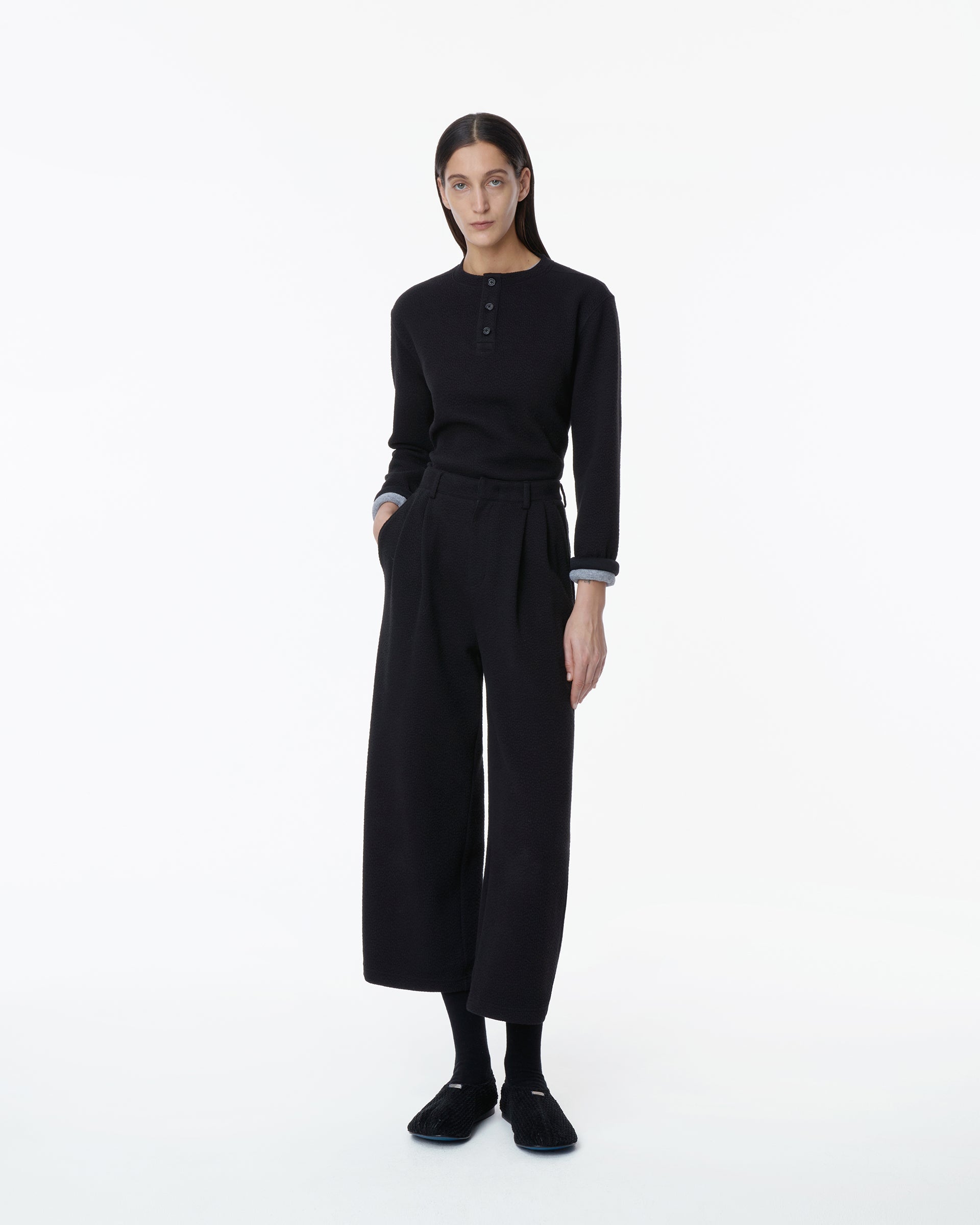 Ader Error - Realce Henley Neck T-shirt Product. 5 (Noir) product image 1 | TRAB K-Fashion Australia