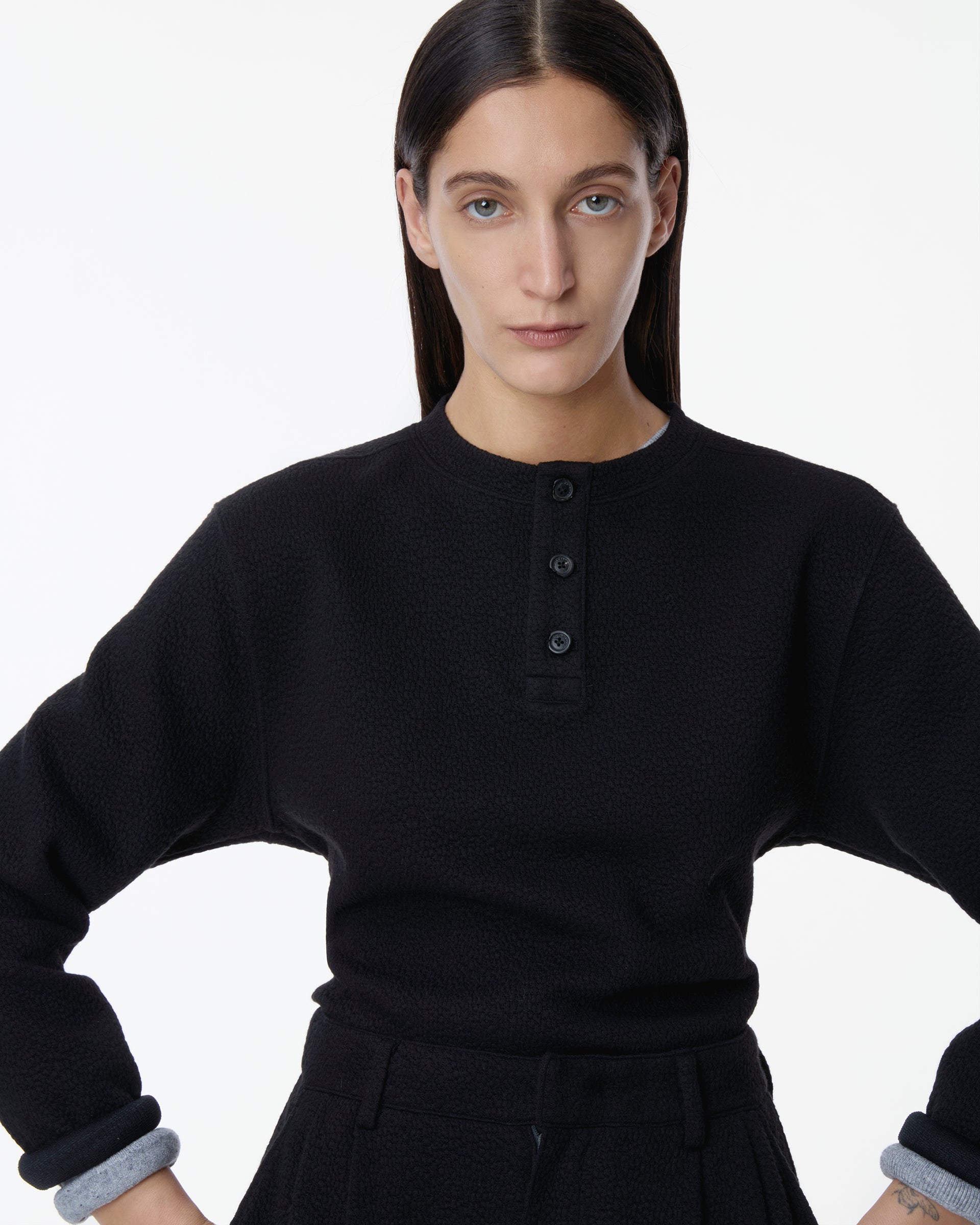 Ader Error - Realce Henley Neck T-shirt Product. 5 (Noir) product image 4 | TRAB K-Fashion Australia