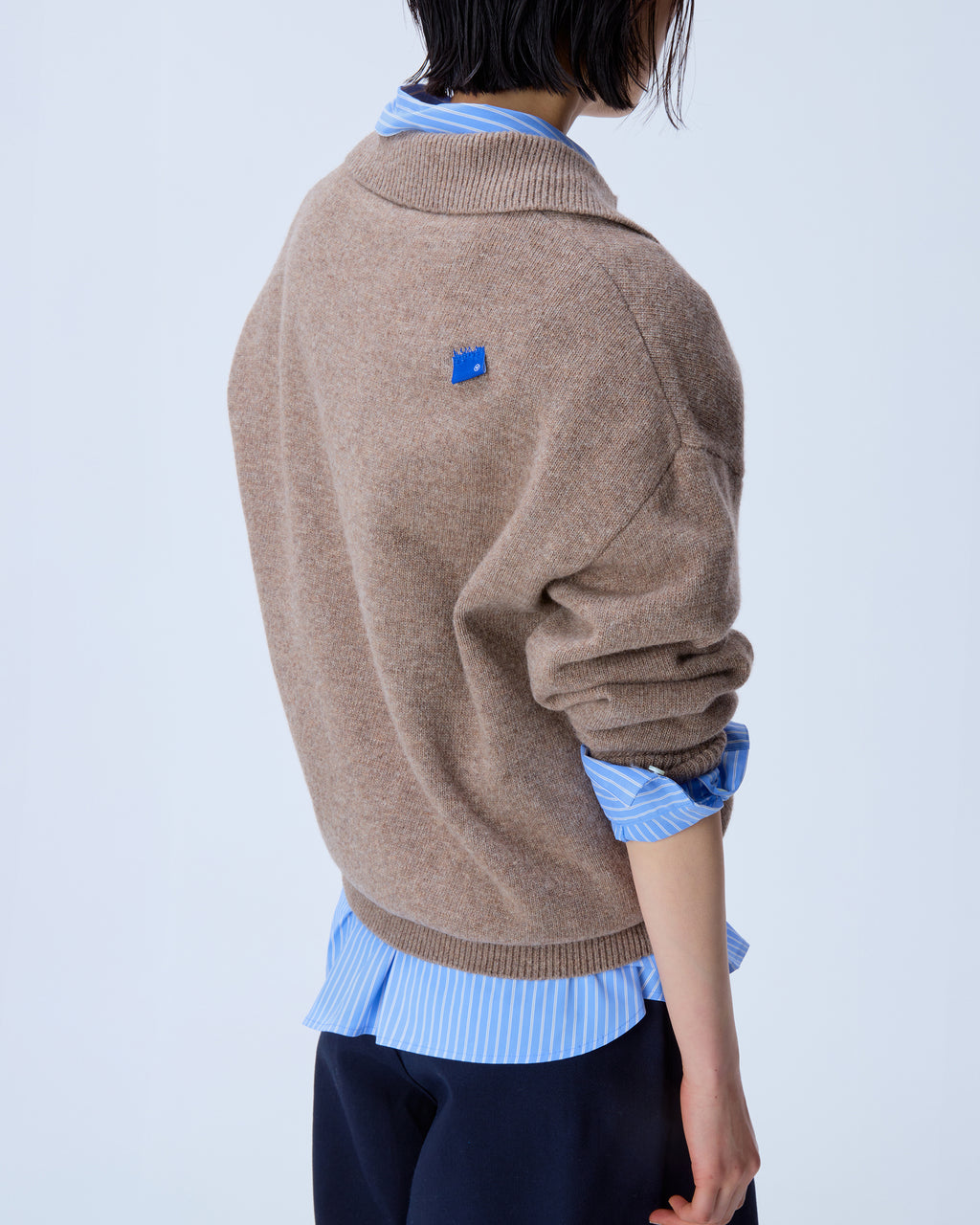 Ader Error - Sig; BL Tag knit 02 (Beige) product image 4 | TRAB K-Fashion Australia