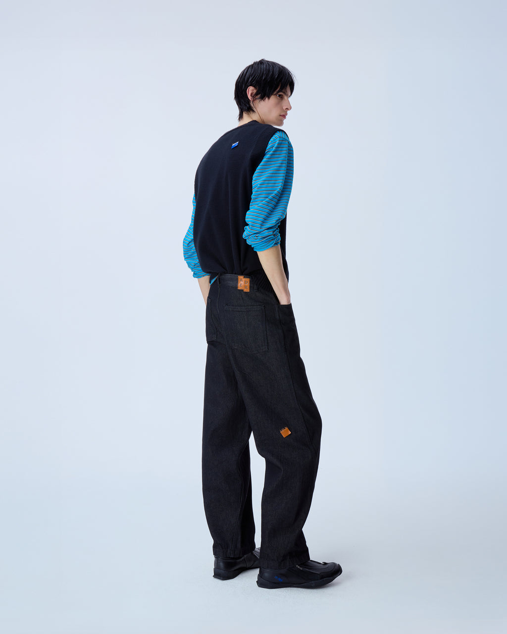 Ader Error - Sig; BL Tag knit vest 01 (Noir) product image 11 | TRAB K-Fashion Australia