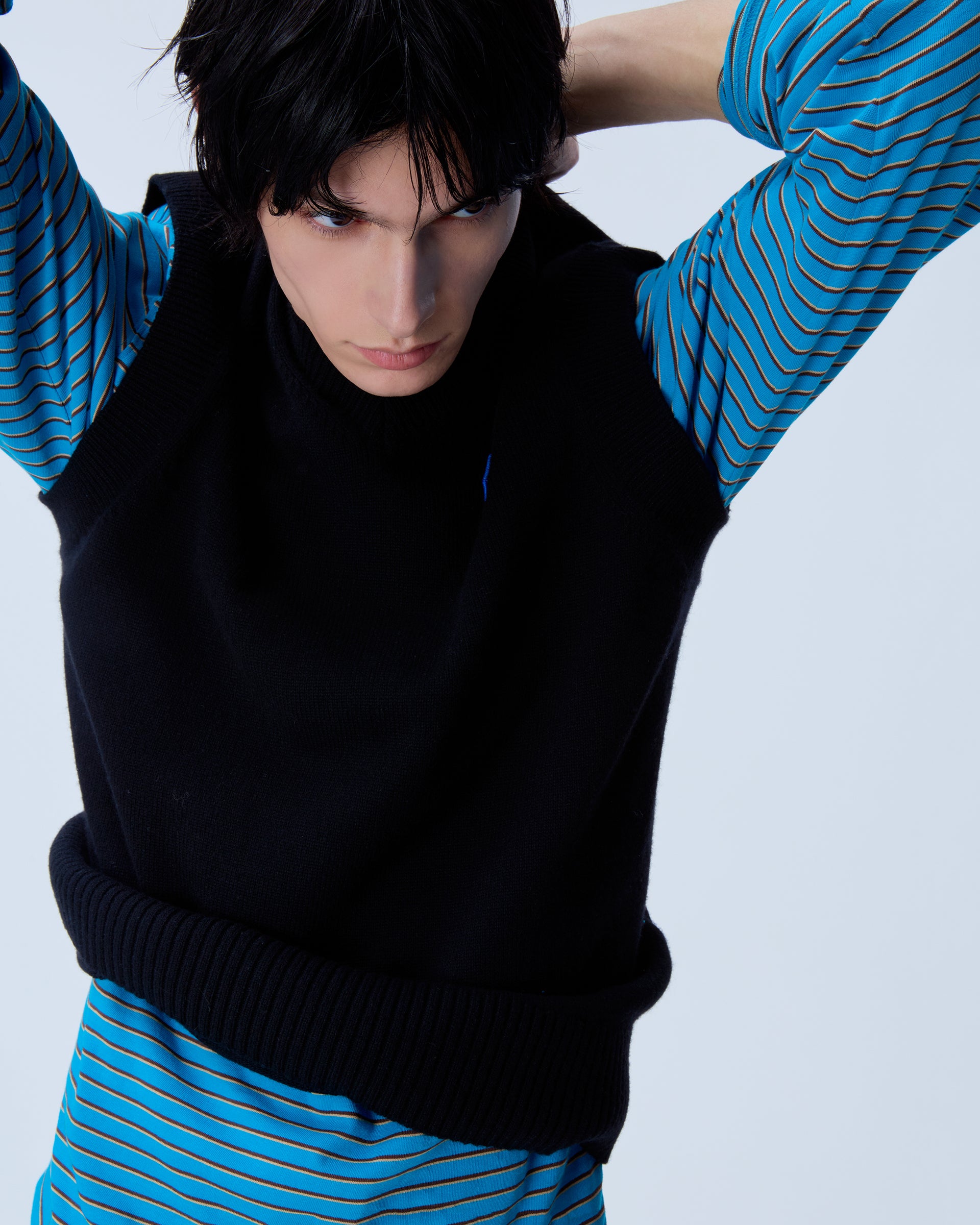 Ader Error - Sig; BL Tag knit vest 01 (Noir) product image 13 | TRAB K-Fashion Australia