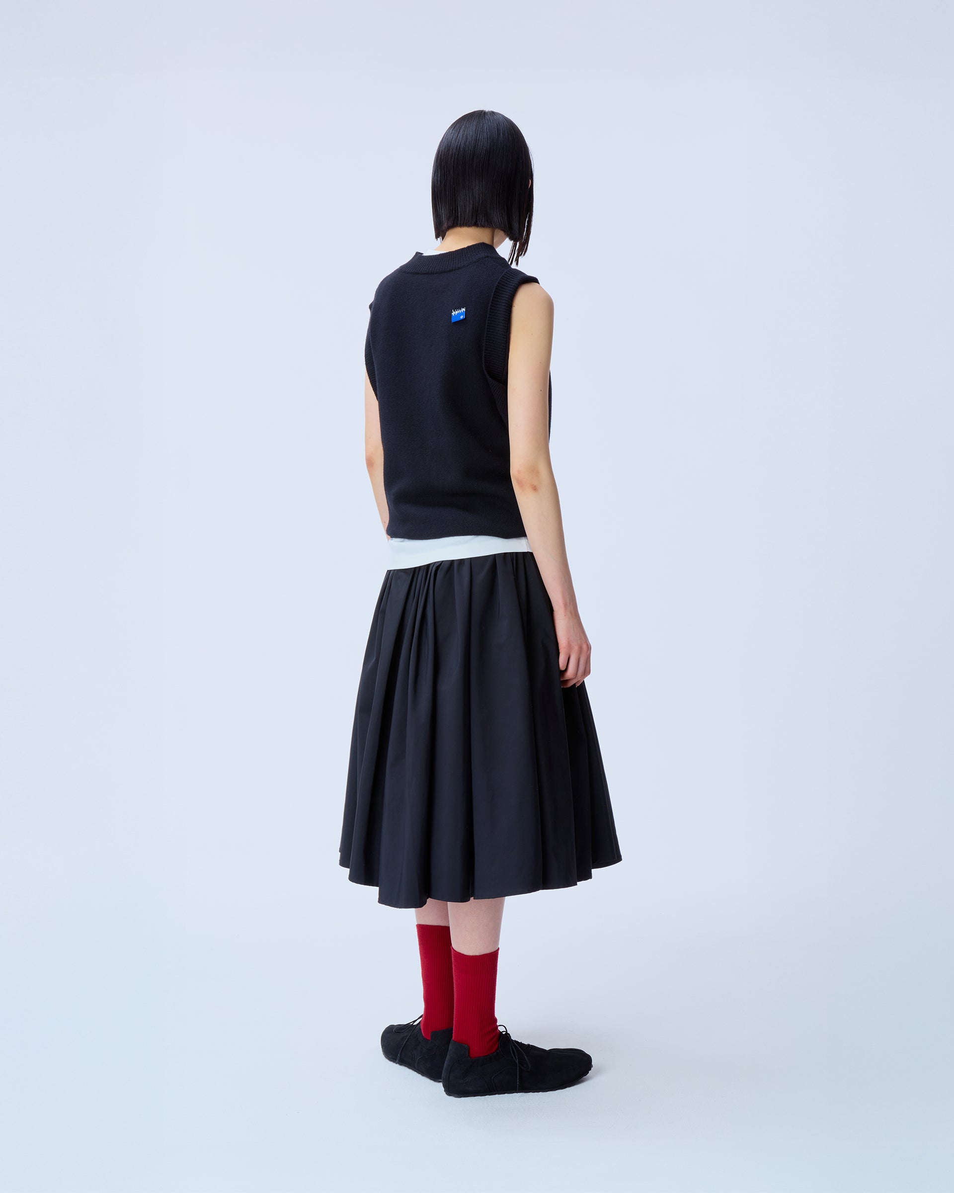 Ader Error - Sig; BL Tag knit vest 01 (Noir) product image 2 | TRAB K-Fashion Australia