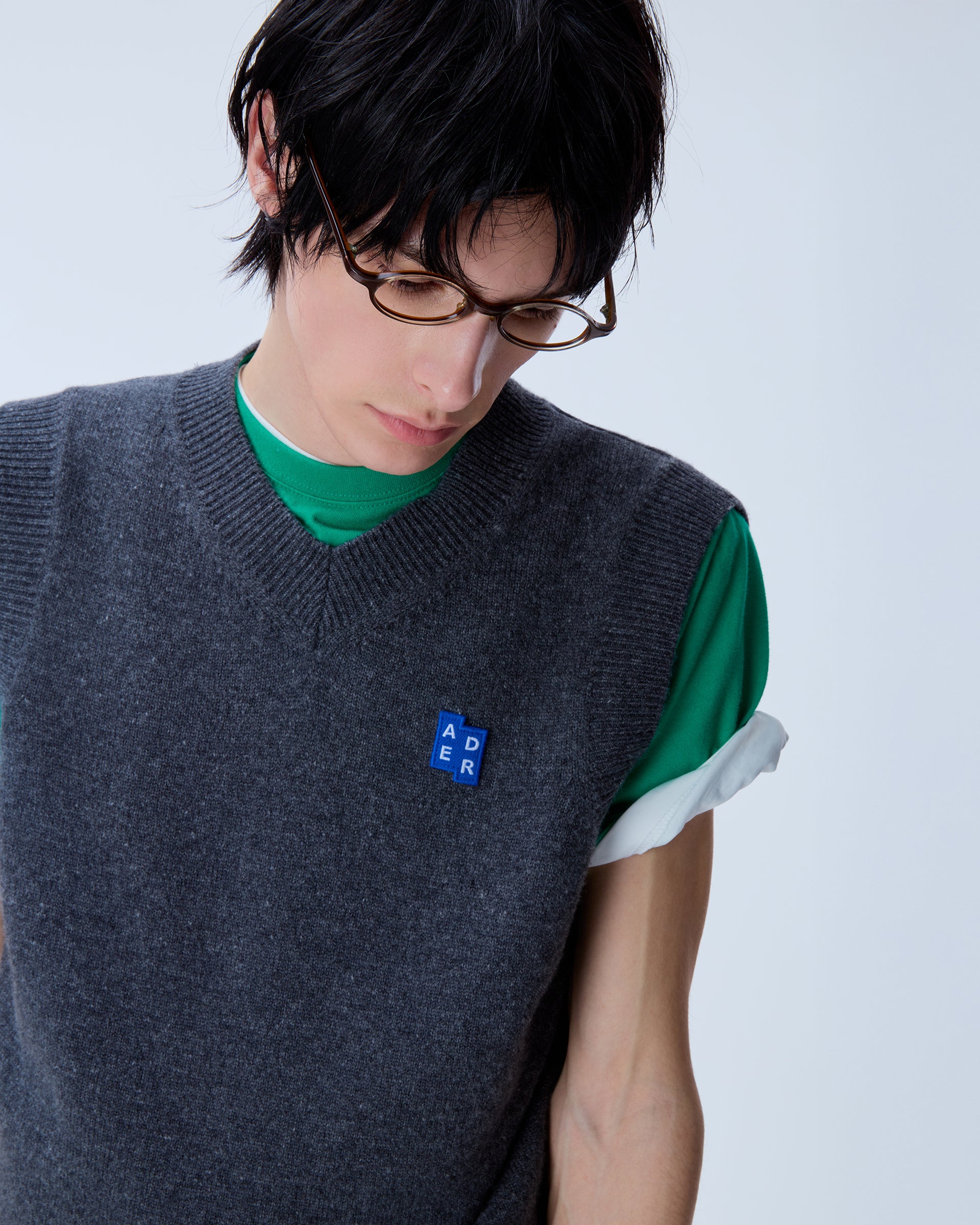 Ader Error - Sig; BL Tag knit vest 01 (Charcoal) product image 11 | TRAB K-Fashion Australia