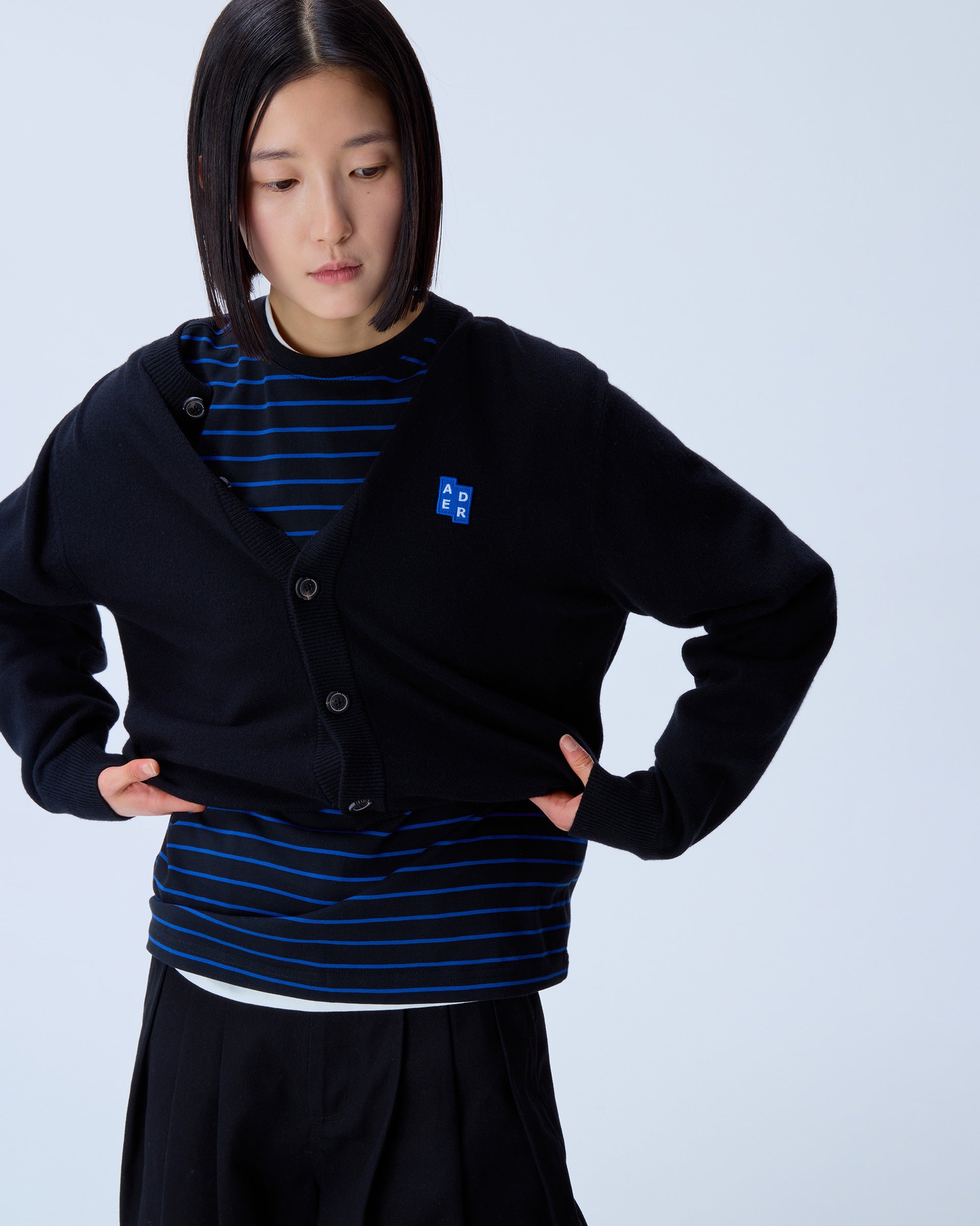 Ader Error - Sig; BL Tag cardigan 02 (Noir) product image 4 | TRAB K-Fashion Australia
