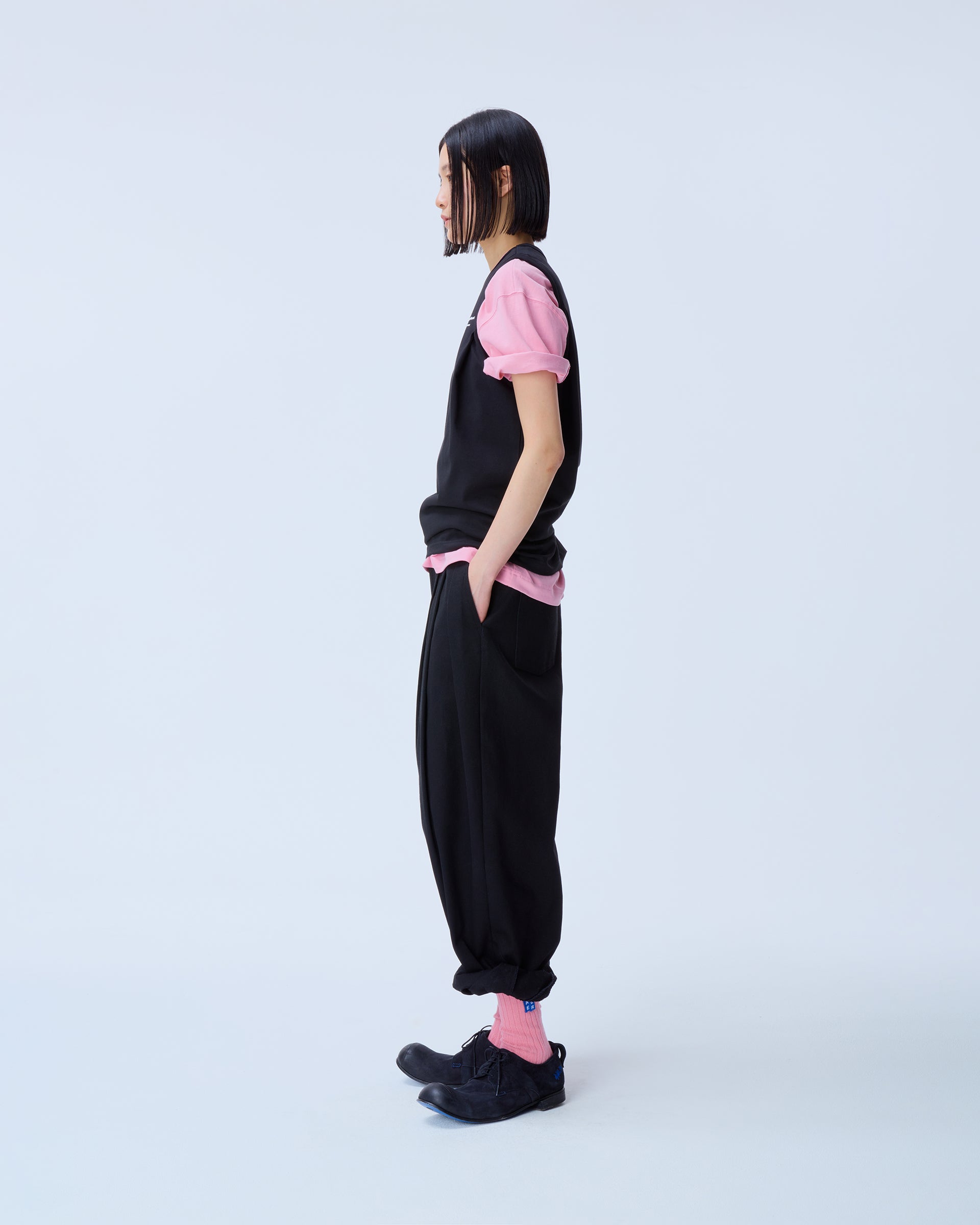 Ader Error - Sig; BL Tag sleeveless 02 (Noir) product image 2 | TRAB K-Fashion Australia