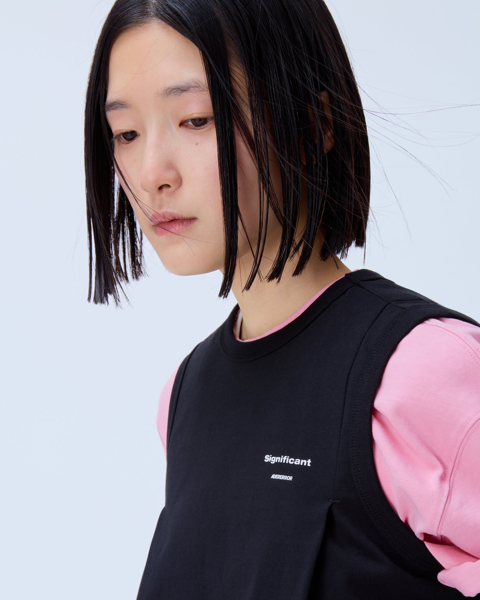 Ader Error - Sig; BL Tag sleeveless 02 (Noir) product image 5 | TRAB K-Fashion Australia
