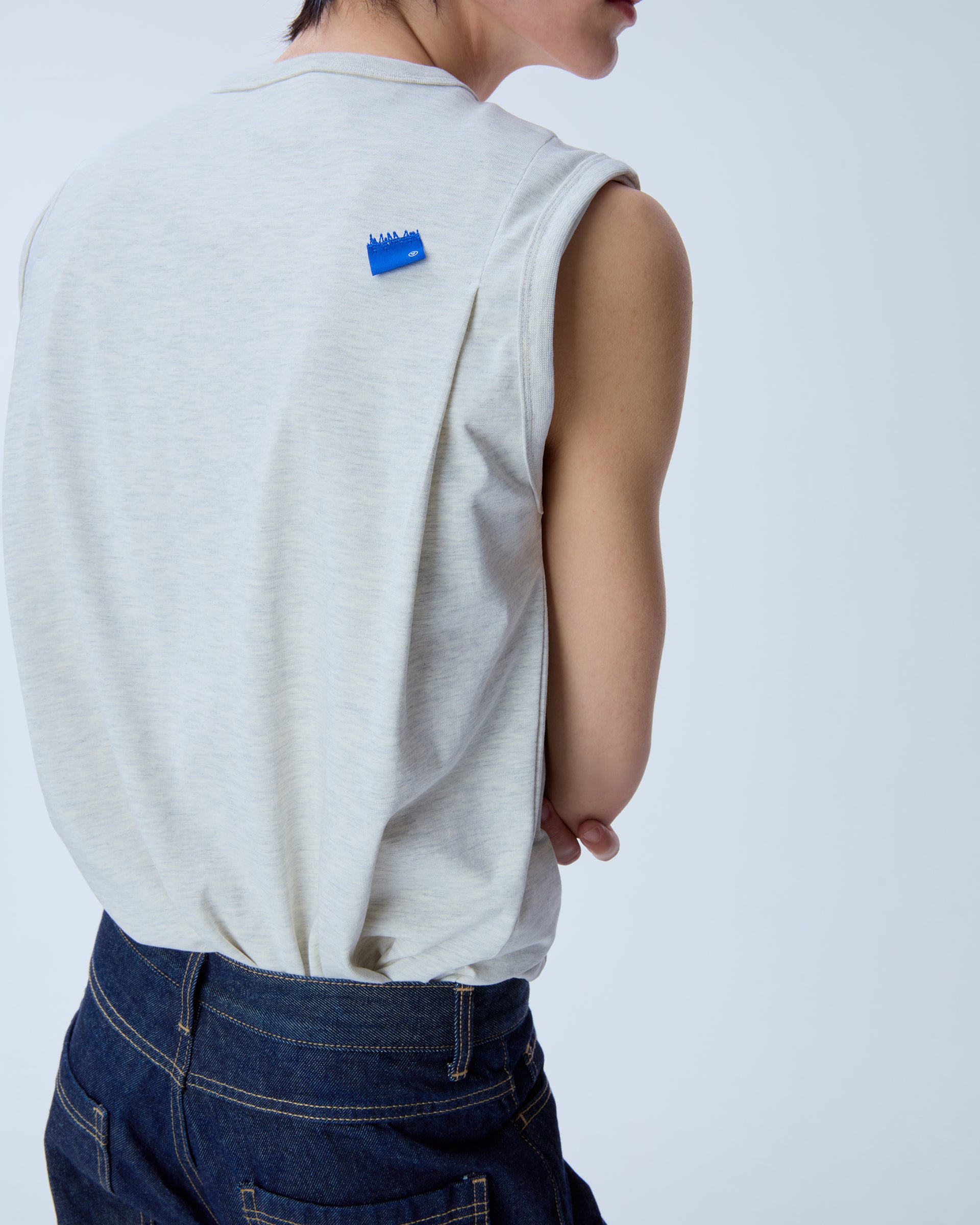 Ader Error - Sig; BL Tag sleeveless 02 (Oatmeal) product image 18 | TRAB K-Fashion Australia