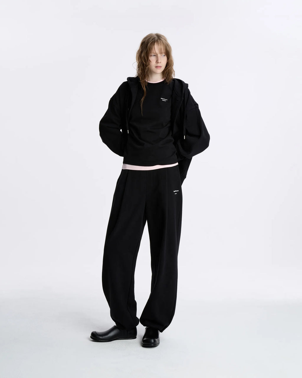 Ader Error - Sig; BL Tag Sweatpants 02 (Noir) product image 5 | TRAB K-Fashion Australia