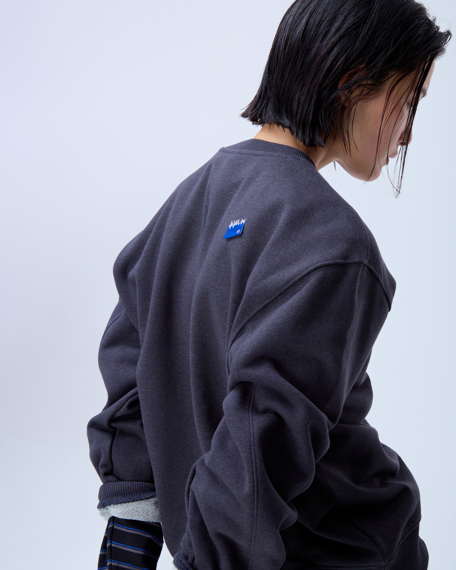 Ader Error - Sig; BL Tag sweatshirt 01 (Charcoal) product image 6 | TRAB K-Fashion Australia
