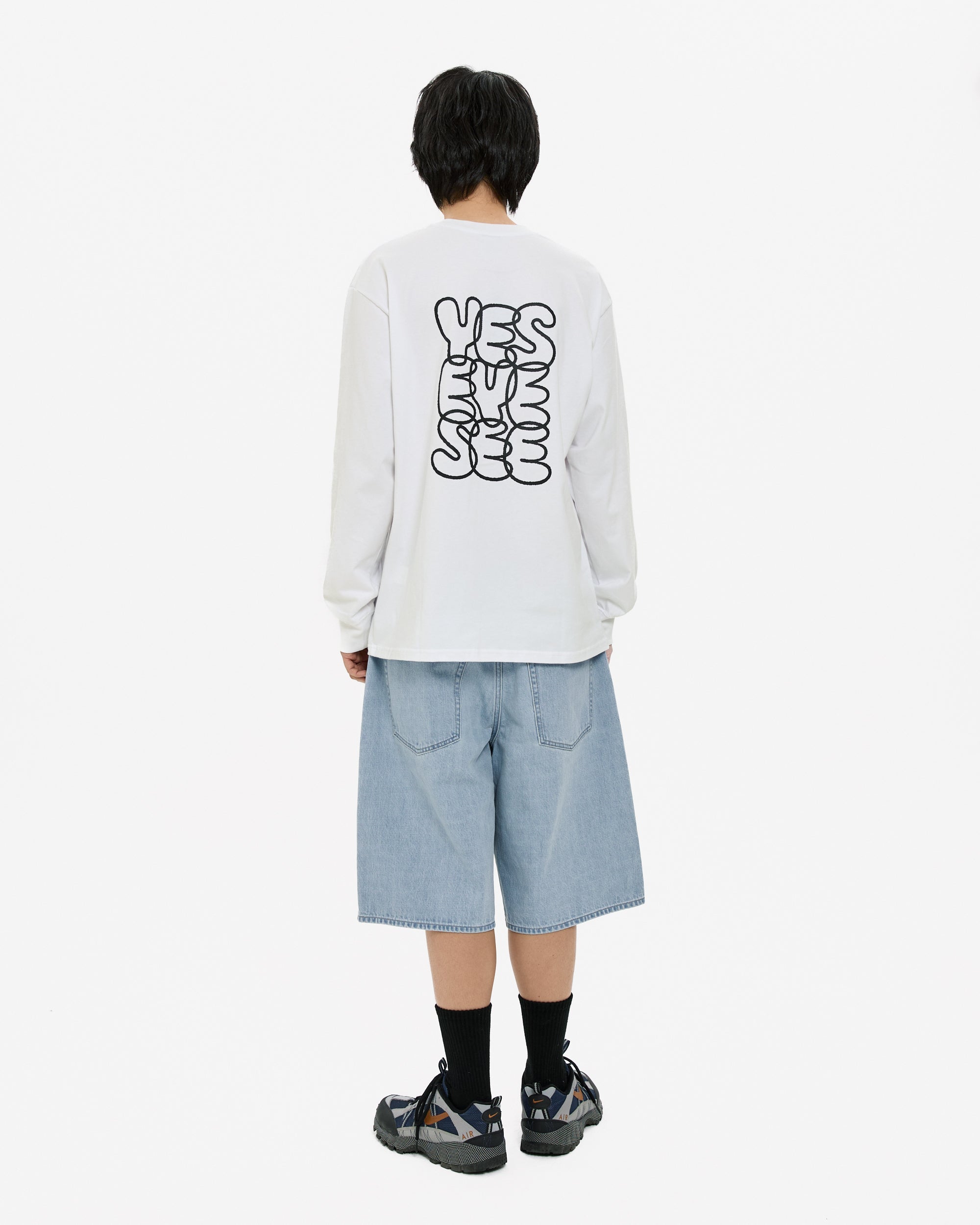 yeseyesee - C-Logo L/S (White) product image 9 | TRAB K-Fashion Australia