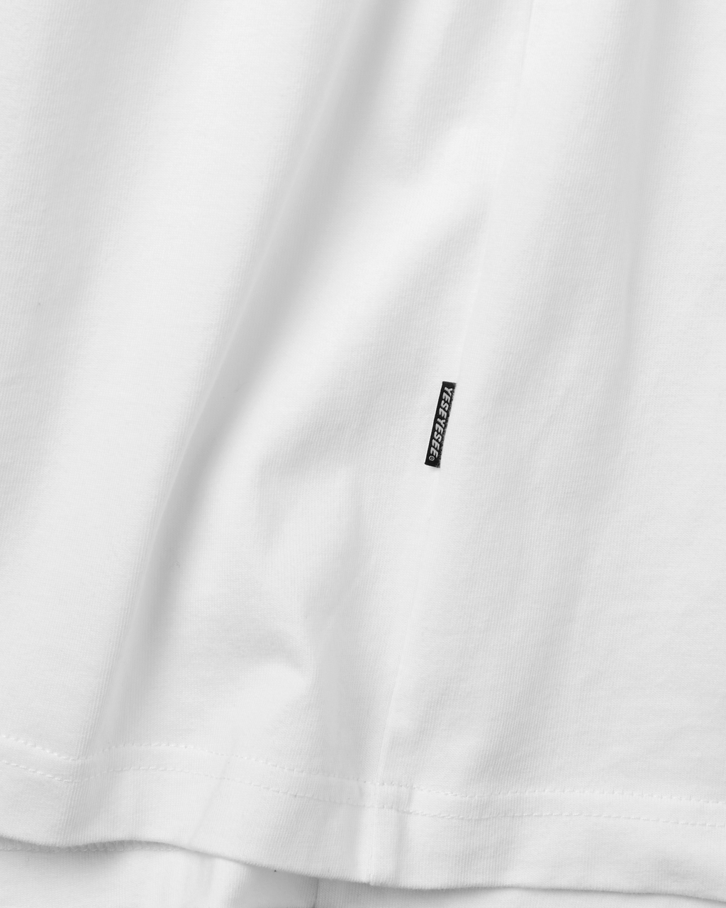 yeseyesee - C-Logo Dot Tee (White) product image 5 | TRAB K-Fashion Australia