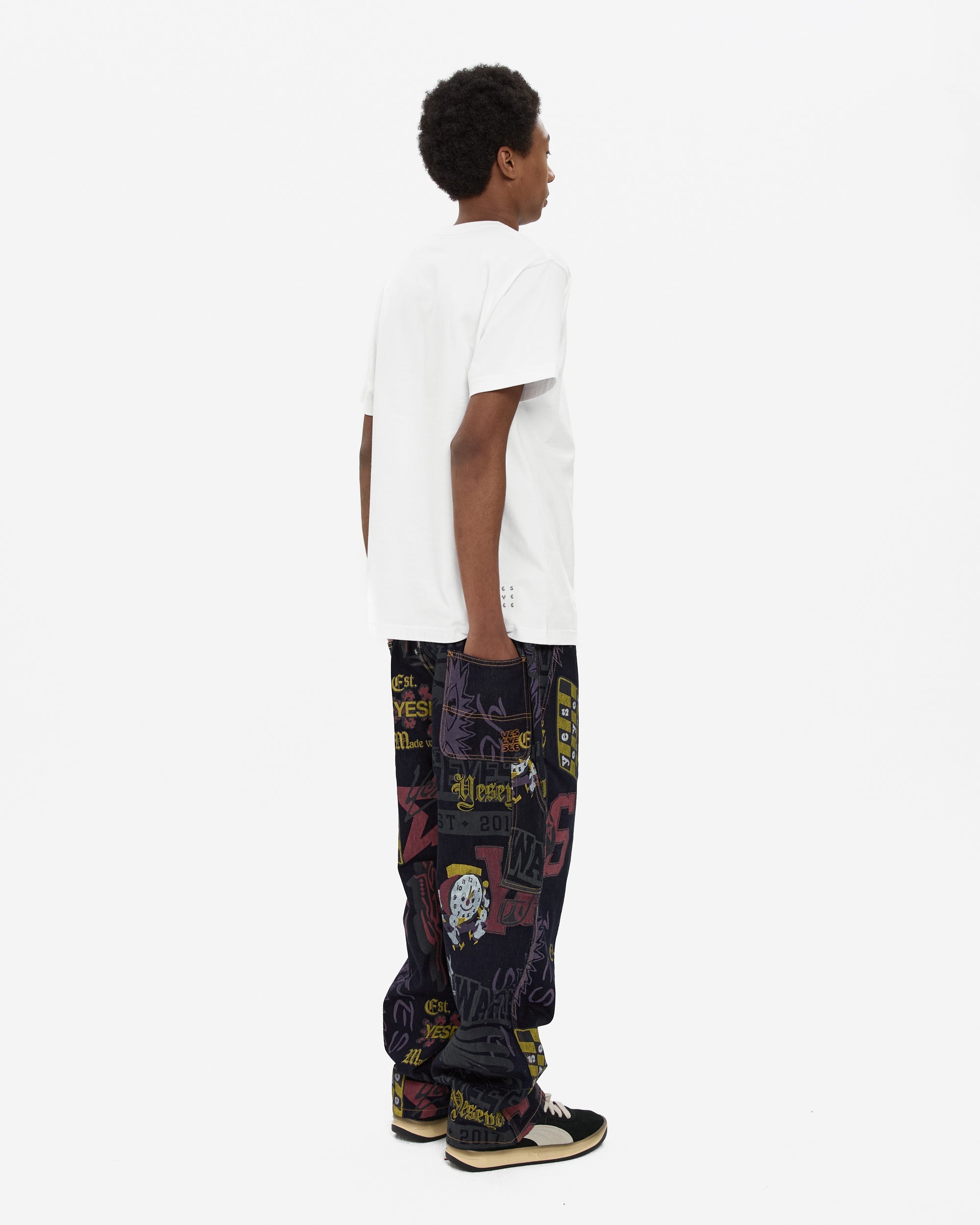 yeseyesee - C-Logo Dot Tee (White) product image 9 | TRAB K-Fashion Australia