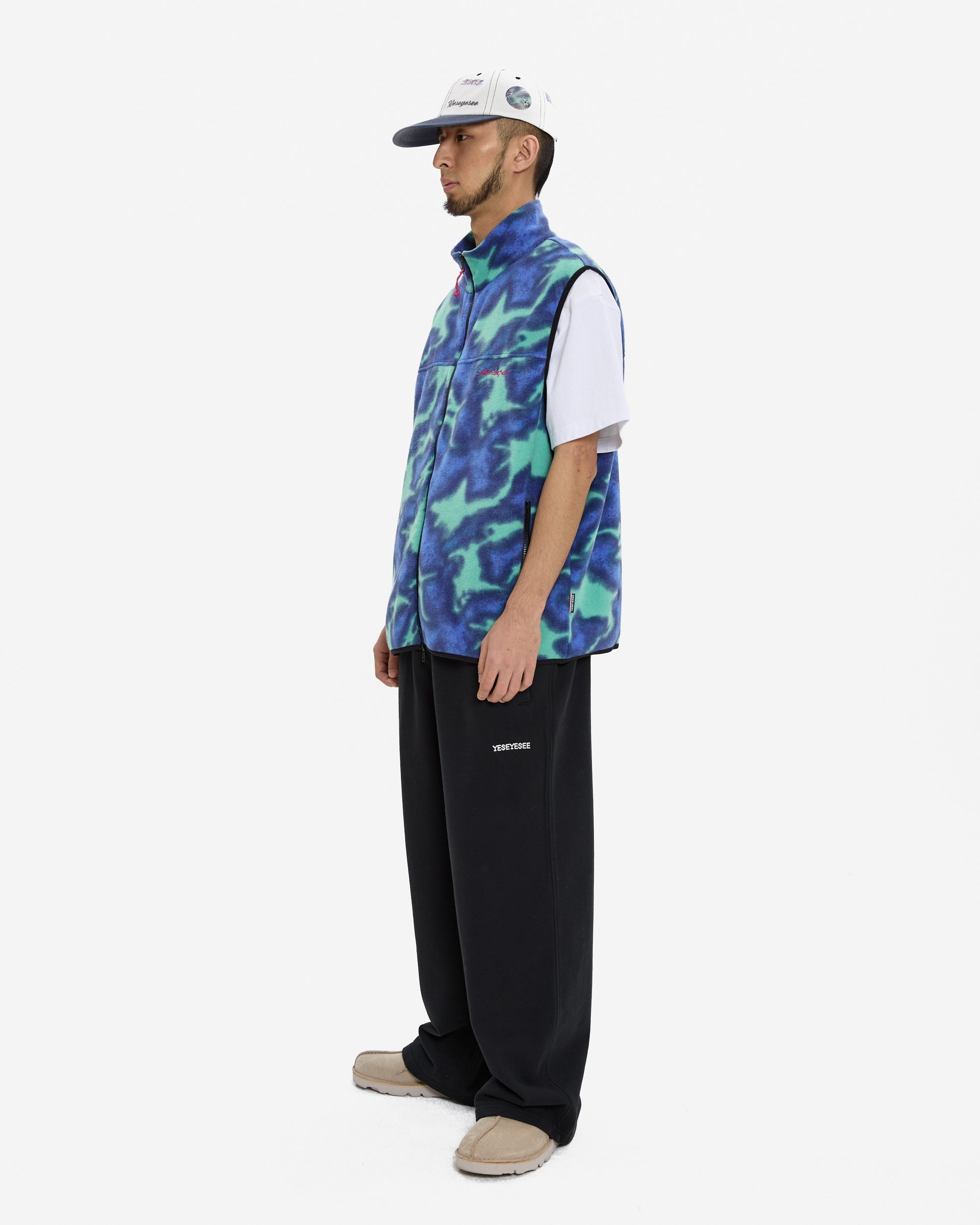 yeseyesee - C-Logo Straight Sweatpants (Black) product image 7 | TRAB K-Fashion Australia
