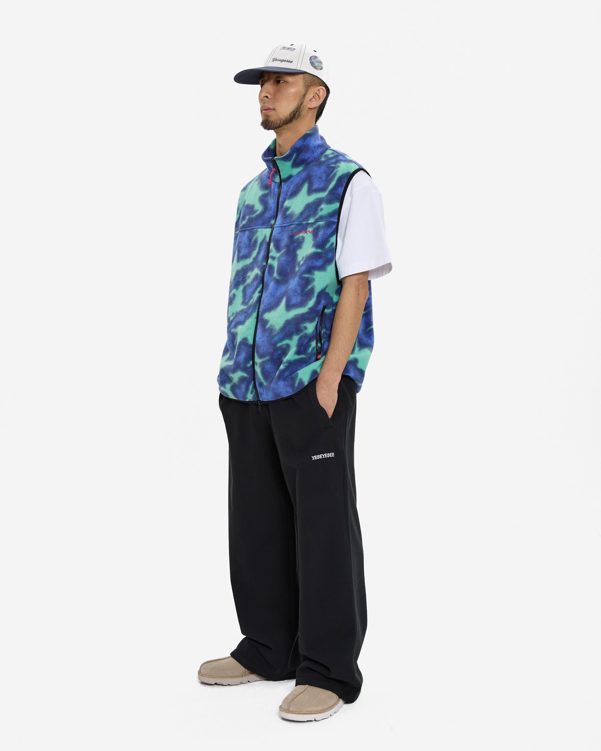 yeseyesee - C-Logo Straight Sweatpants (Black) product image 9 | TRAB K-Fashion Australia