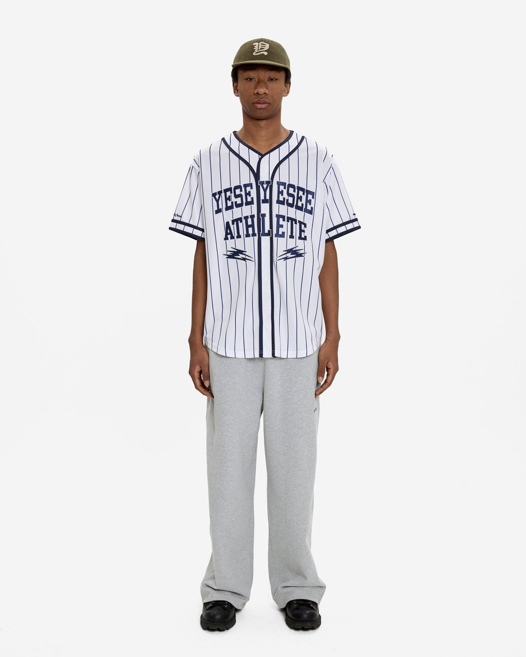 yeseyesee - C-Logo Straight Sweatpants (Grey) product image 6 | TRAB K-Fashion Australia
